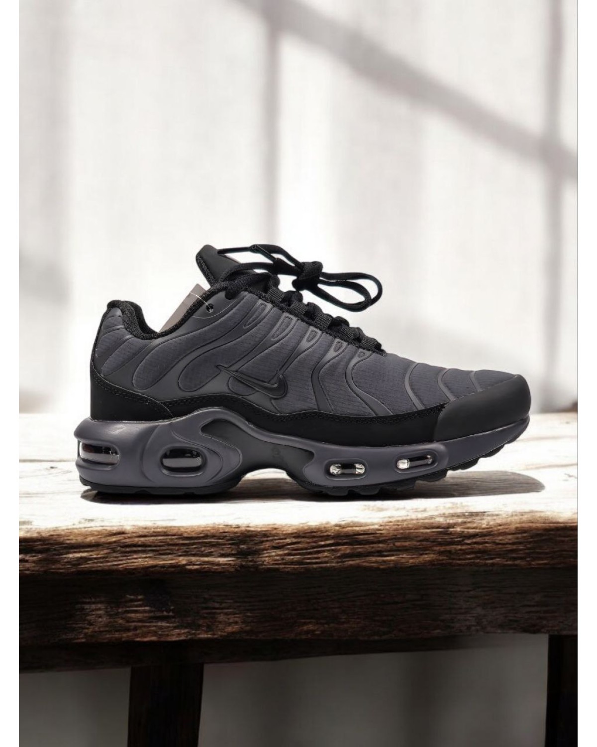 Nike Air Max TN Gore-Tex Grey