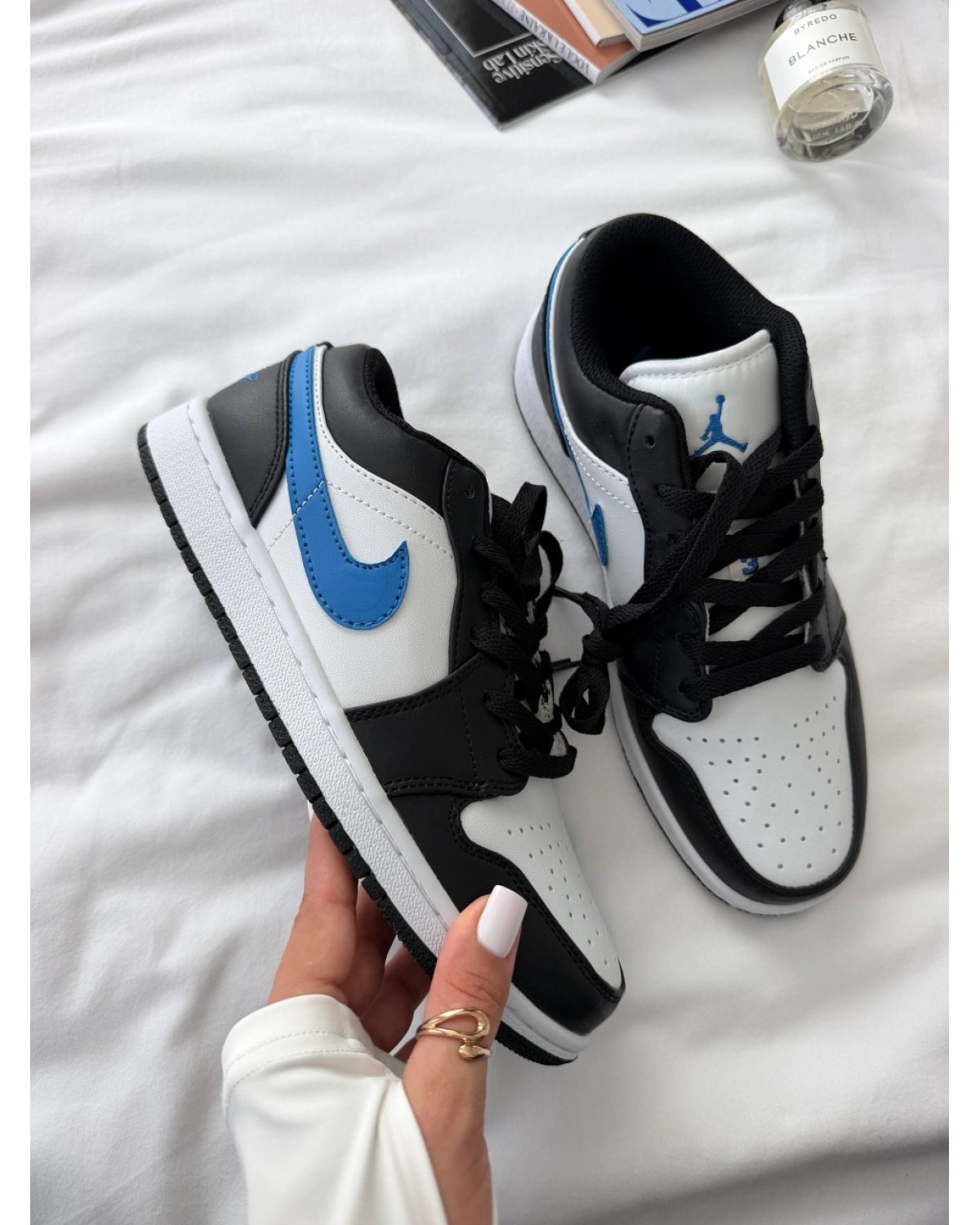 Jordan 1 Low White Black Blue