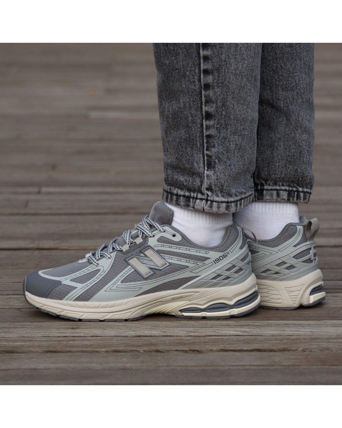 New Balance 1906R Ultra Grey