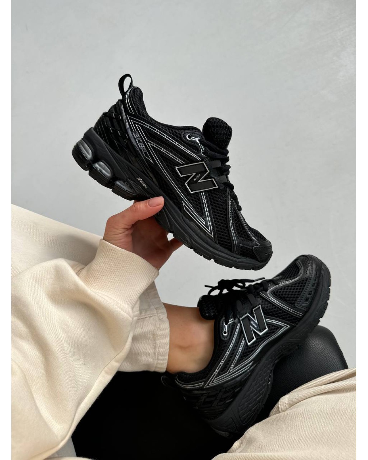New Balance 1906 Black White Grey
