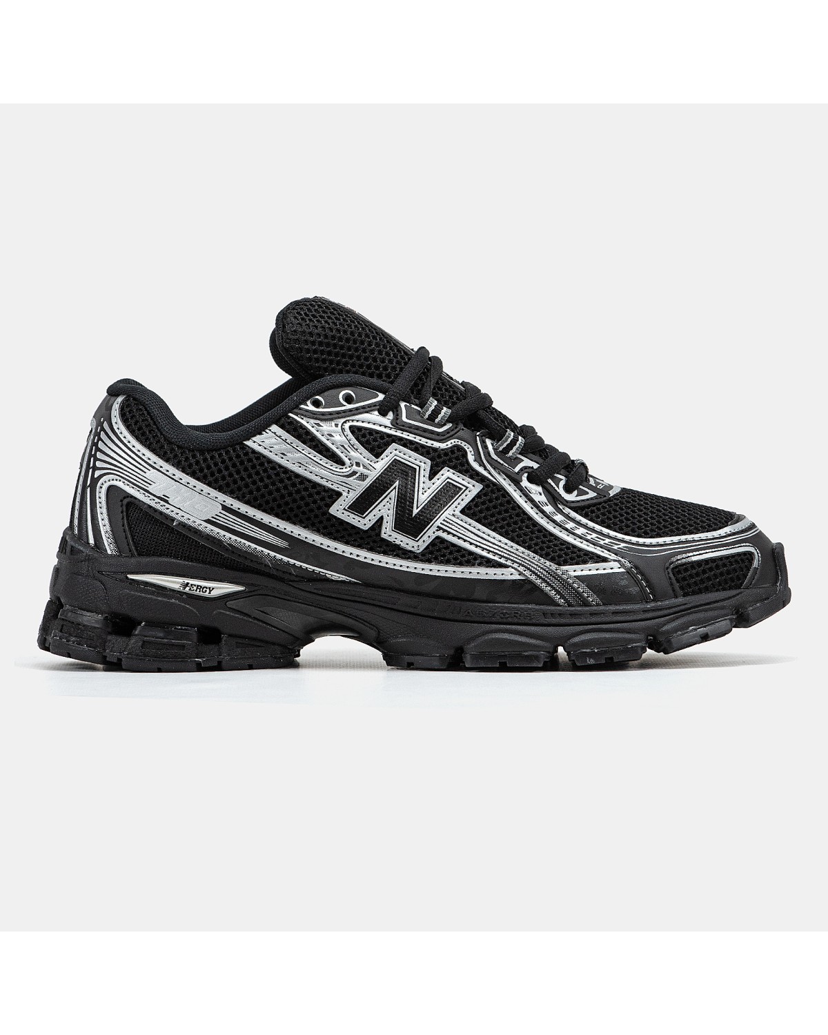 New Balance 740 Black Silver