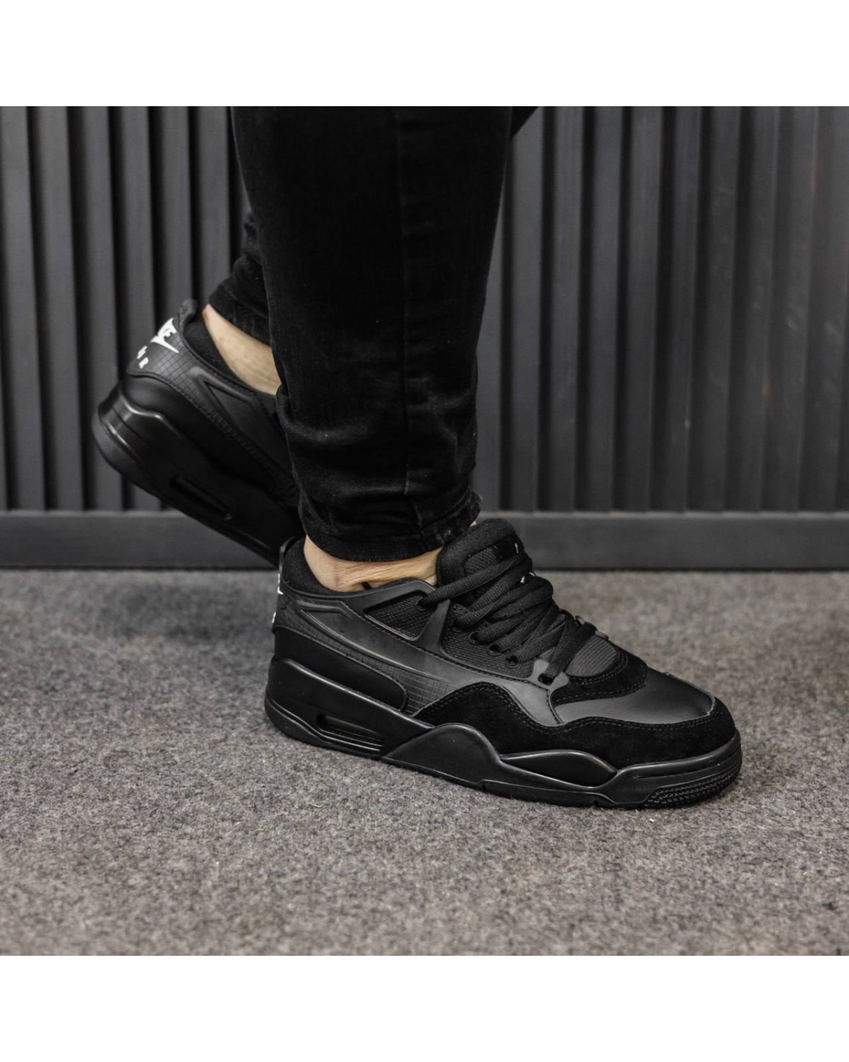 Nike Air Jordan 4RM