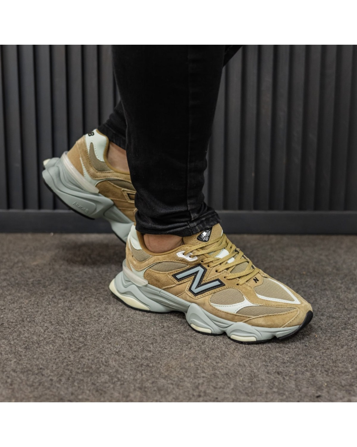 New Balance 9060