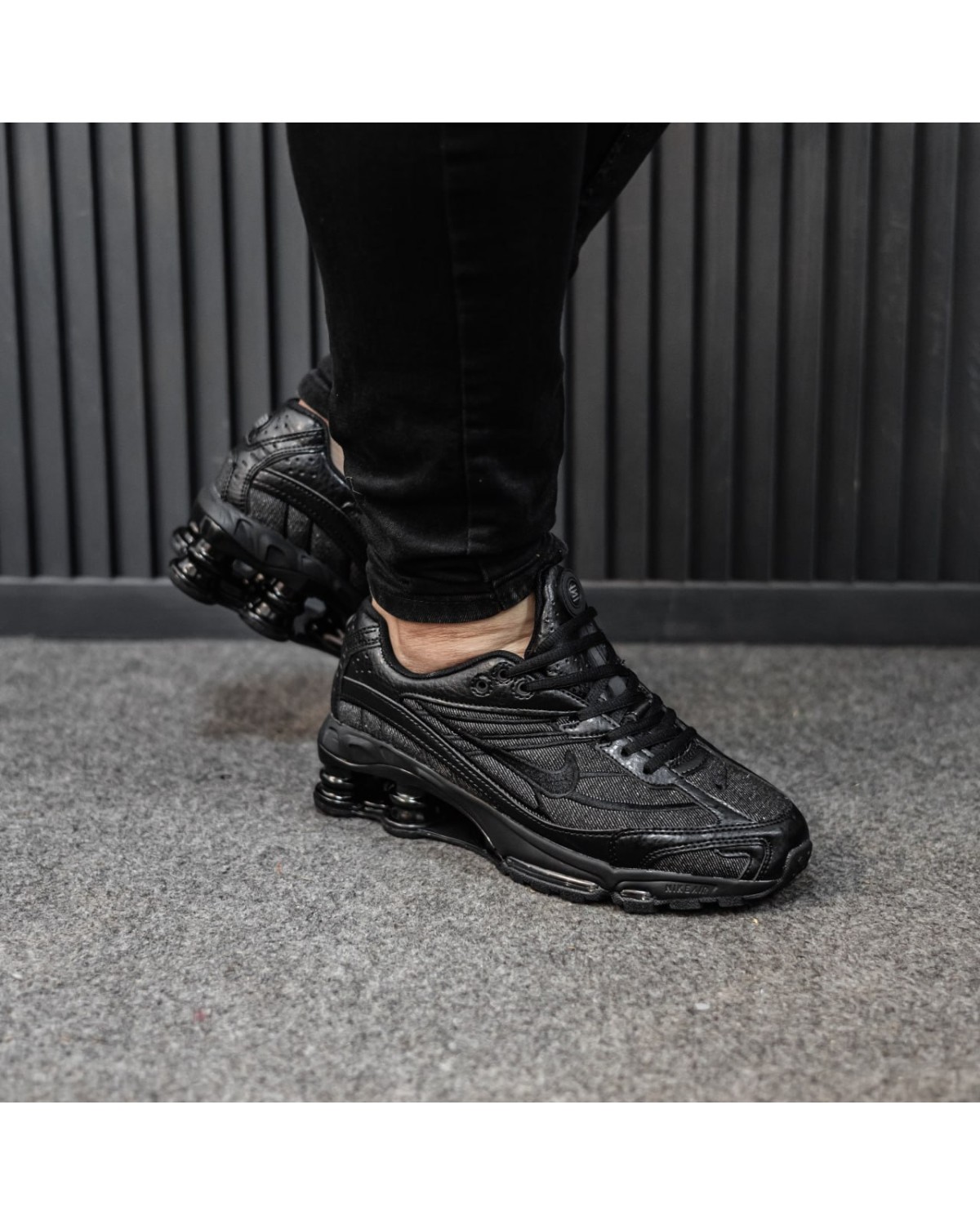 Nike Shox Black