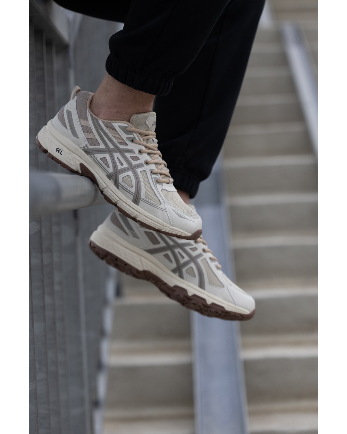Asics Gel-Venture 6 Beige