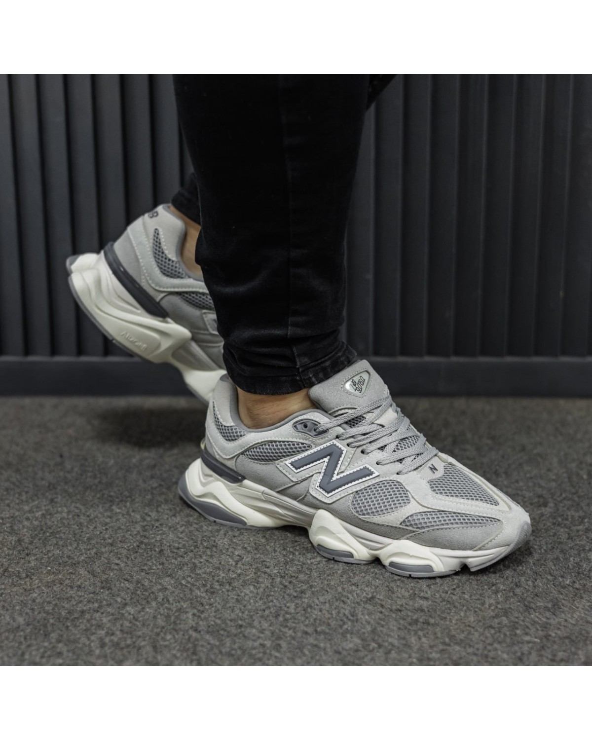 New Balance 9060