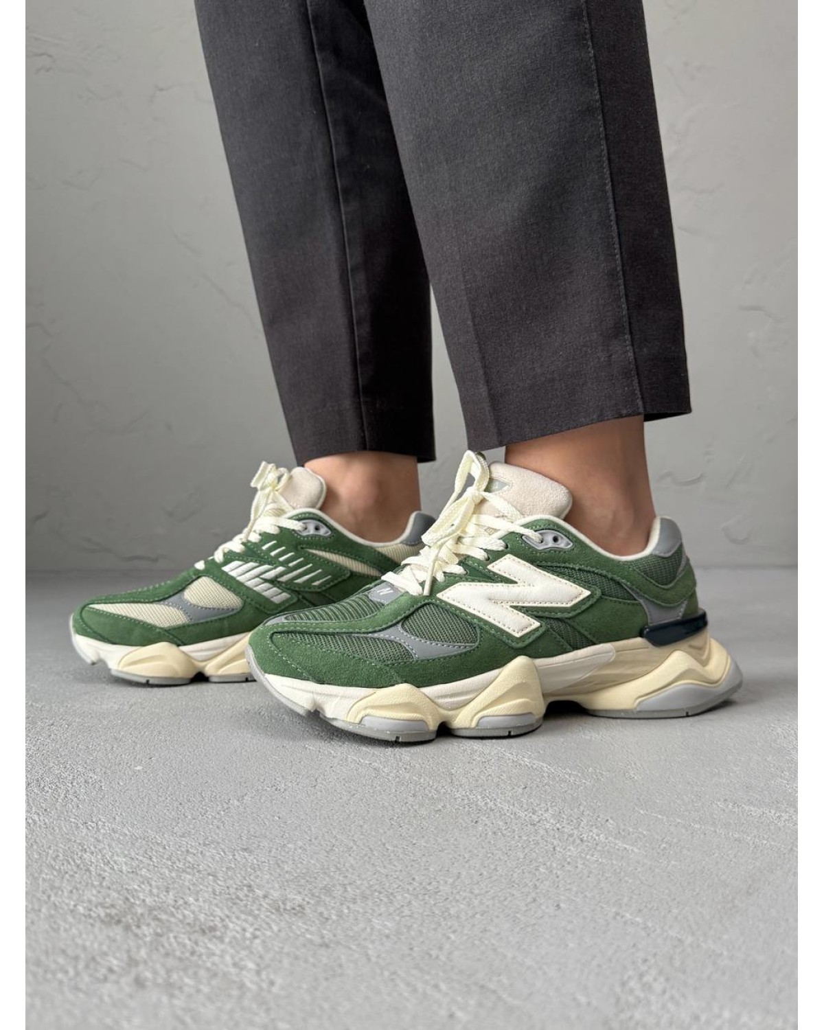 New Balance 9060 Green Beige