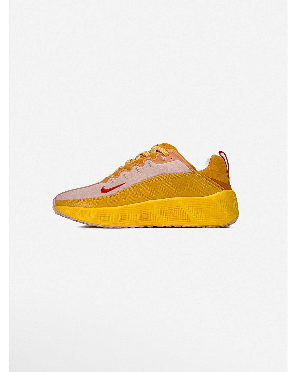 Nike Ava Rover Celestial Gold
