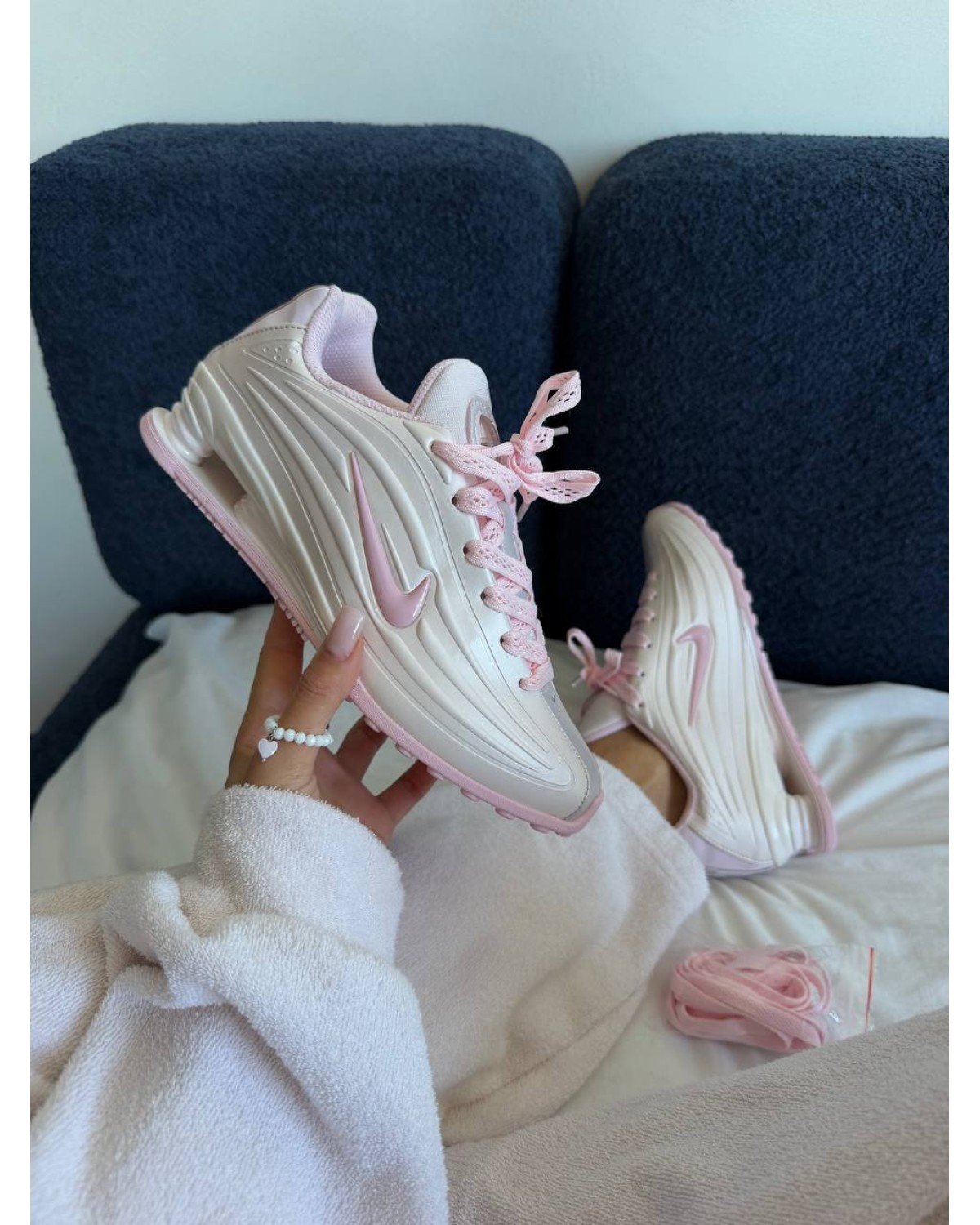 Nike Shox R4 Black Pearl Pink Foam