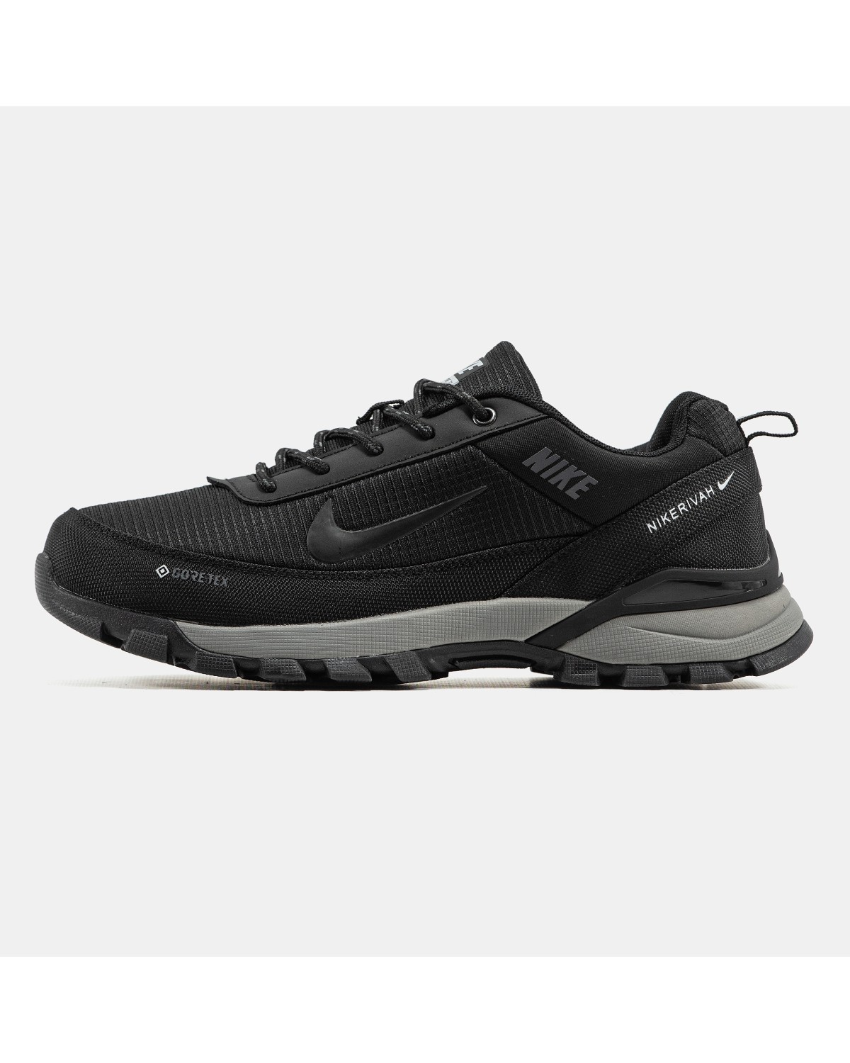 Nike Rivah
