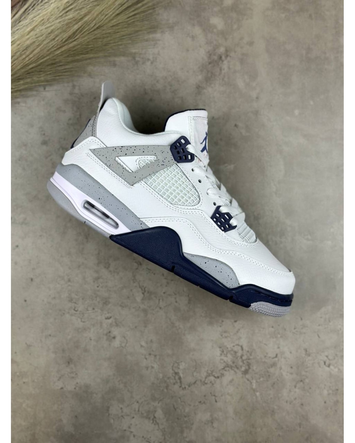 Nike Jordan 4 Retro Midnight Navy Nike Jordan 4 Retro Midnight Navy