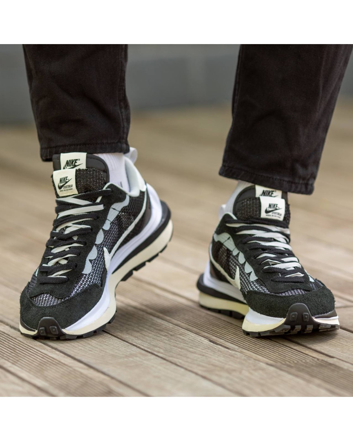 Nike VaporWaffle Sacai Black\White Nike VaporWaffle Sacai Black\White