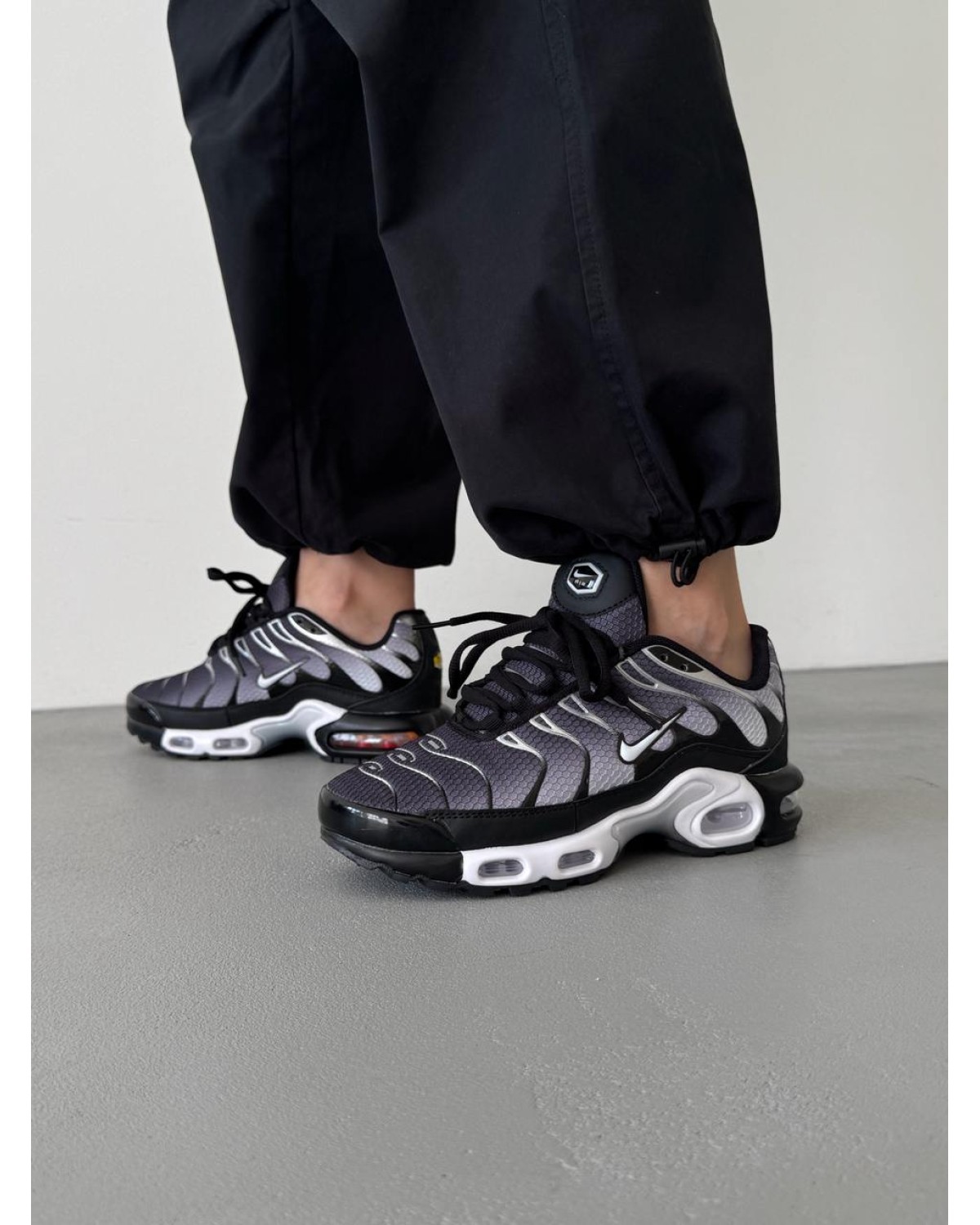 Nike Air Max TN Plus Black/Metallic Silver