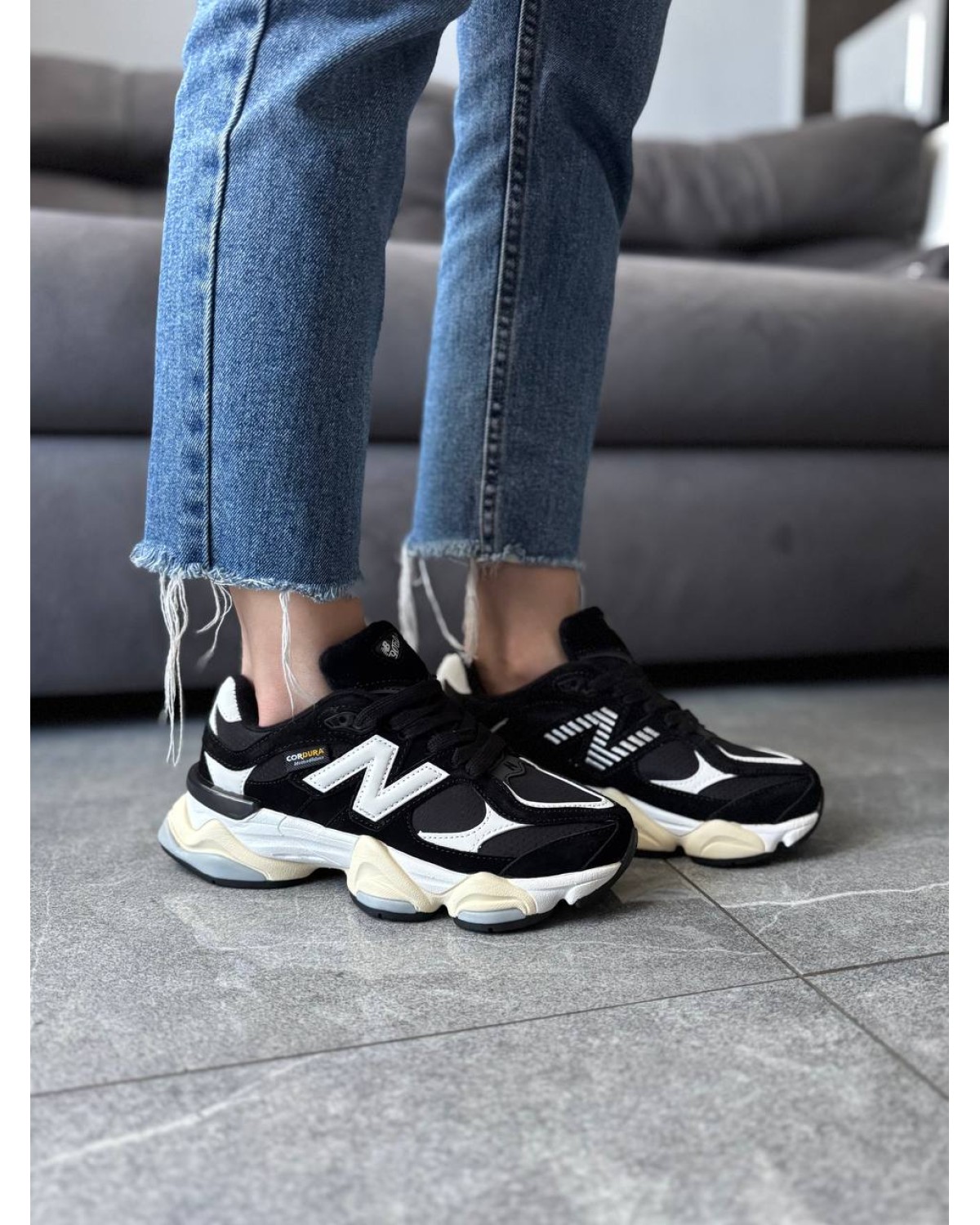 New Balance 9060 Black/white