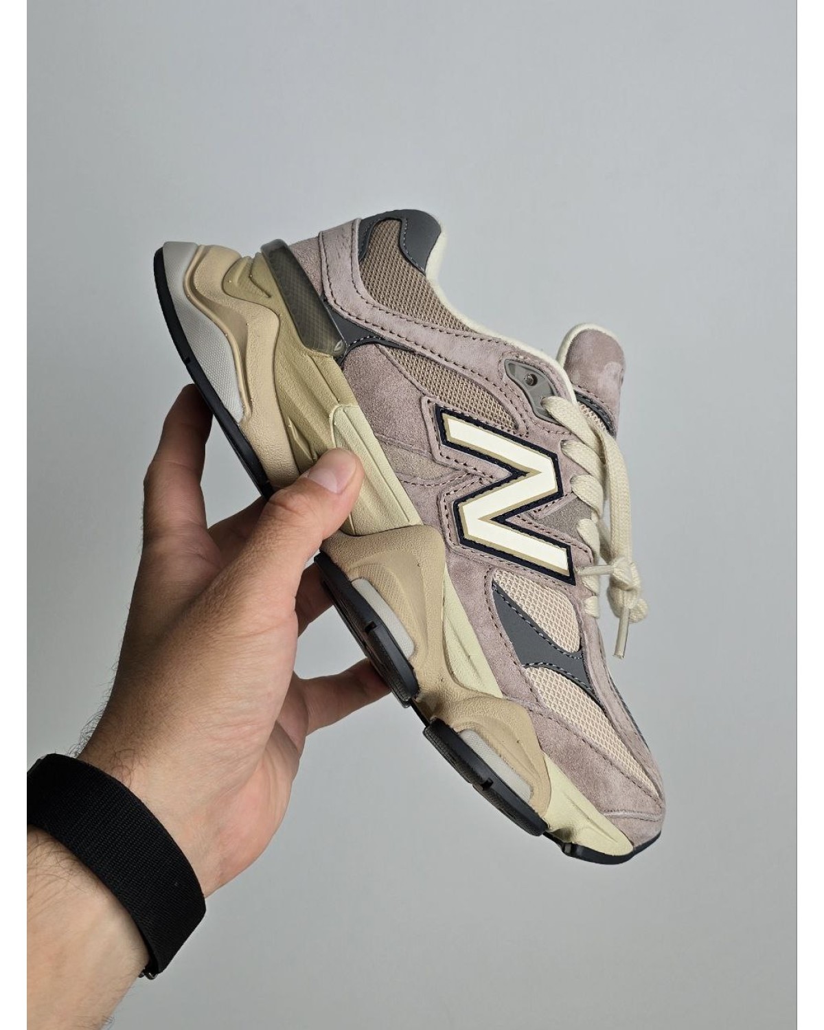 New Balance 9060 Dusty Rose