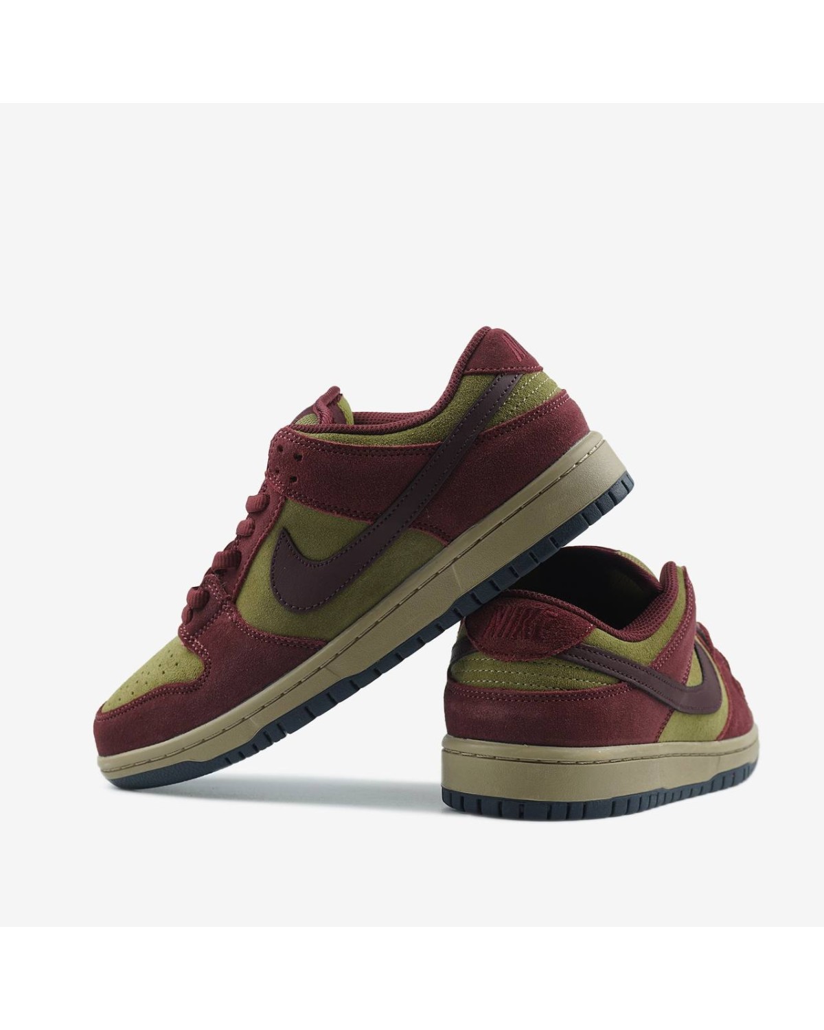 Nike SB Dunk Low Dark Team Red Olive Nike SB Dunk Low Dark Team Red Olive