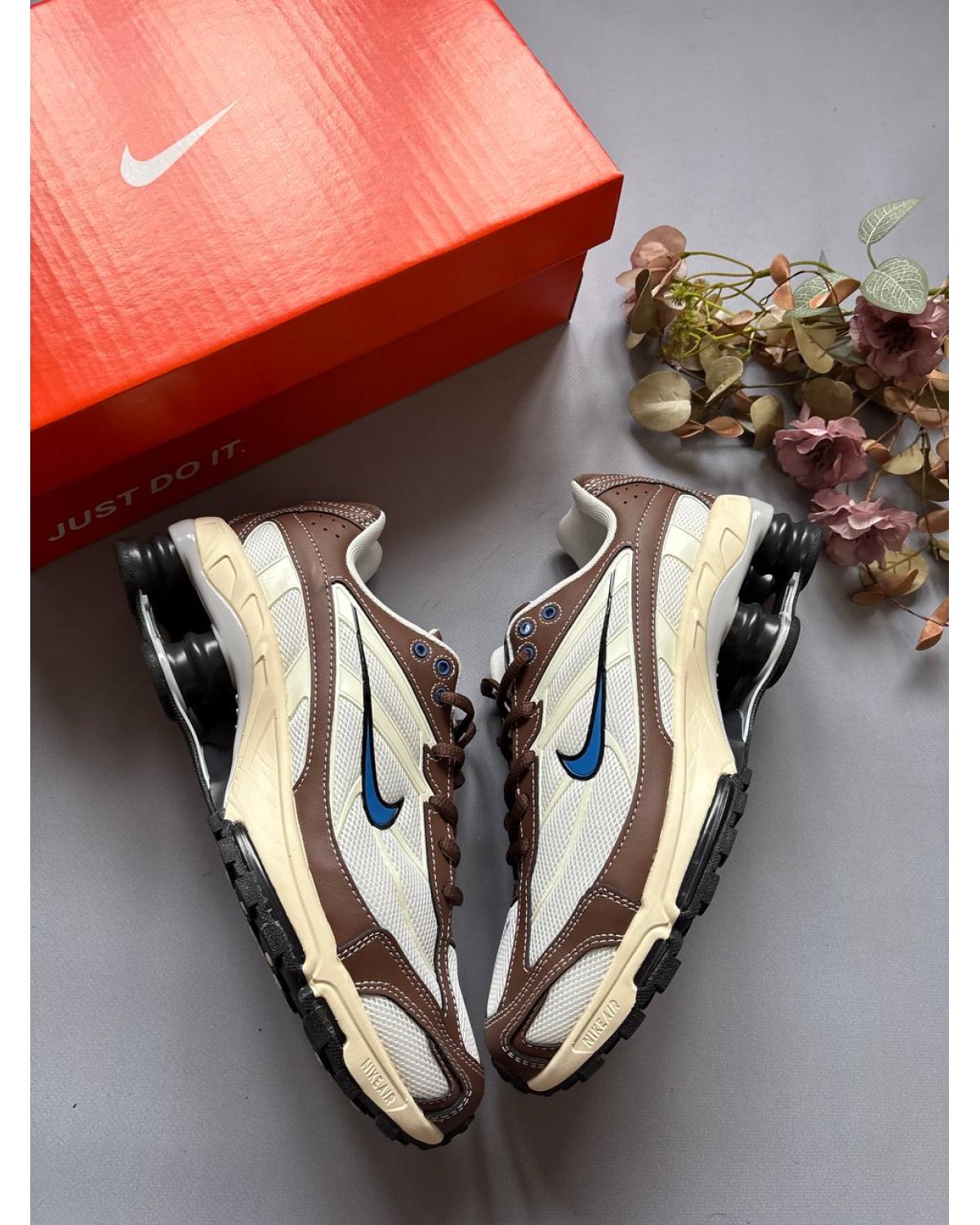 Nike Shox Ride 2 Brown White Nike Shox Ride 2 Brown White
