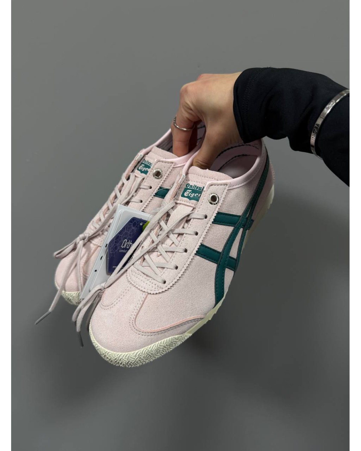 Asics Onitsuka Tiger Crystal Pink / Spruce Green Asics Onitsuka Tiger Crystal Pink / Spruce Green