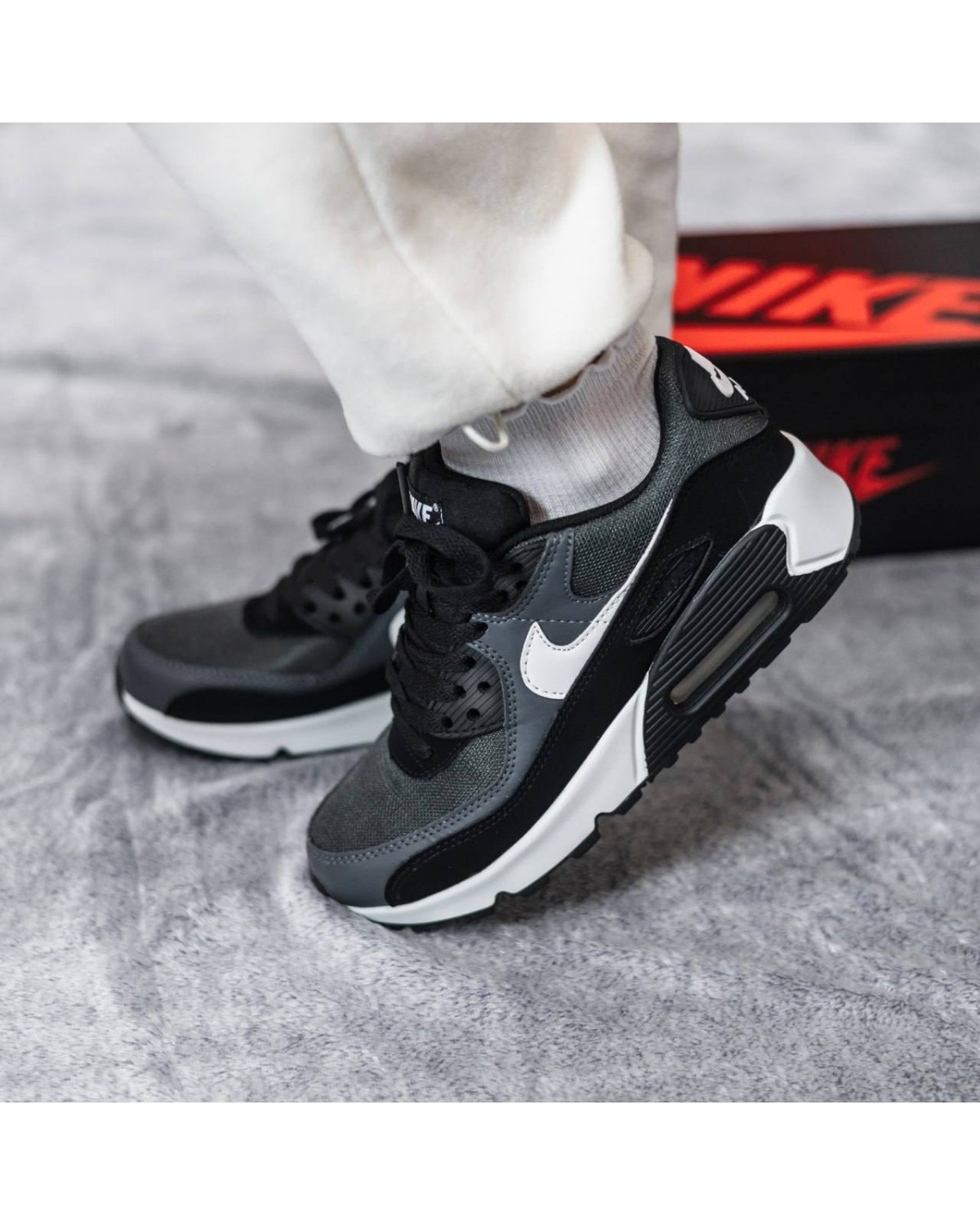 Nike Air Max 90