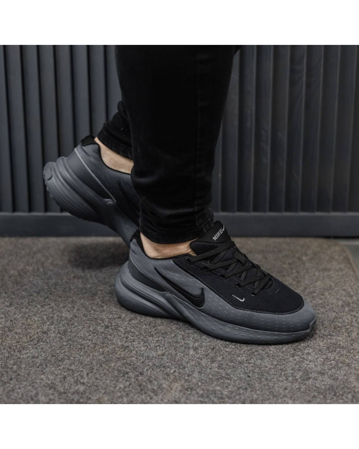 Nike Uplift SC Dark