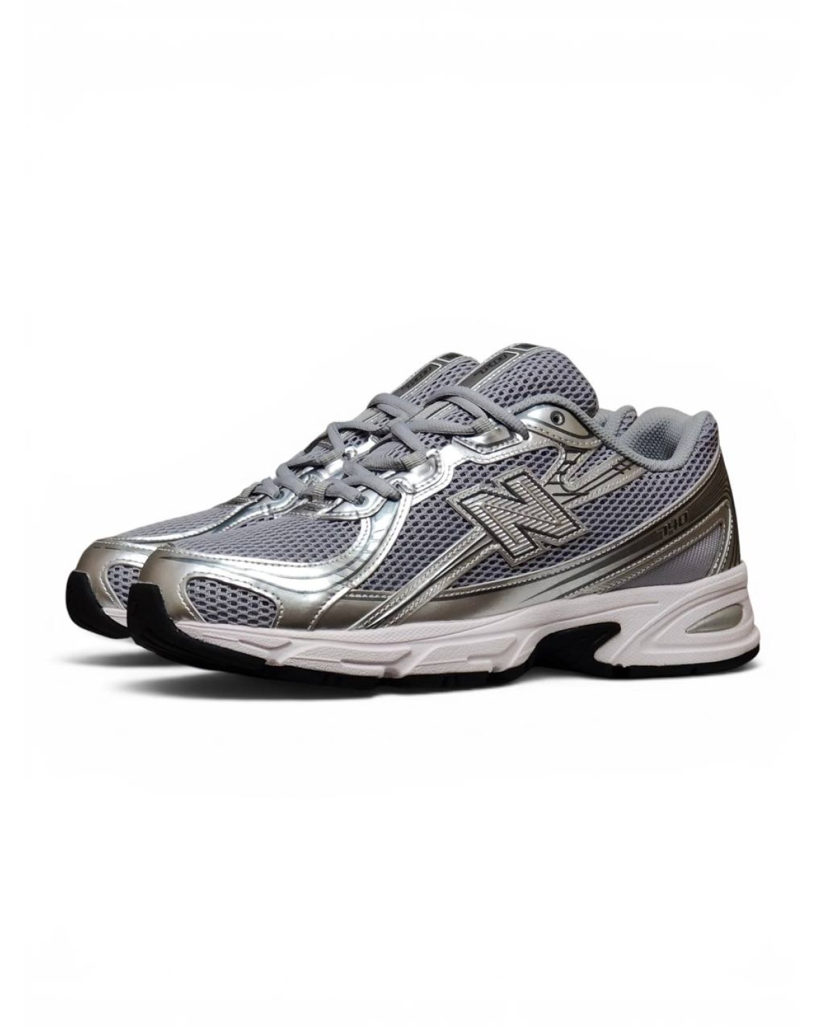 New Balance 740 Dark Grey Silver New Balance 740 Dark Grey Silver