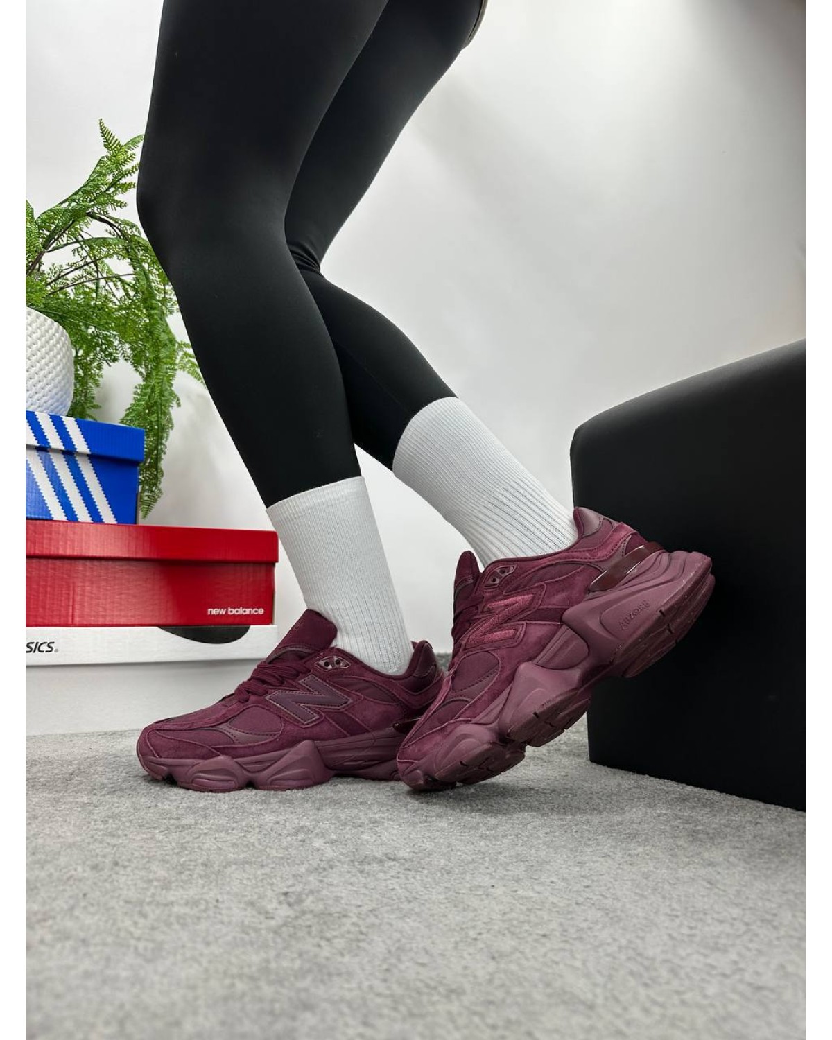 New Balance 9060 Burgundy New Balance 9060 Burgundy