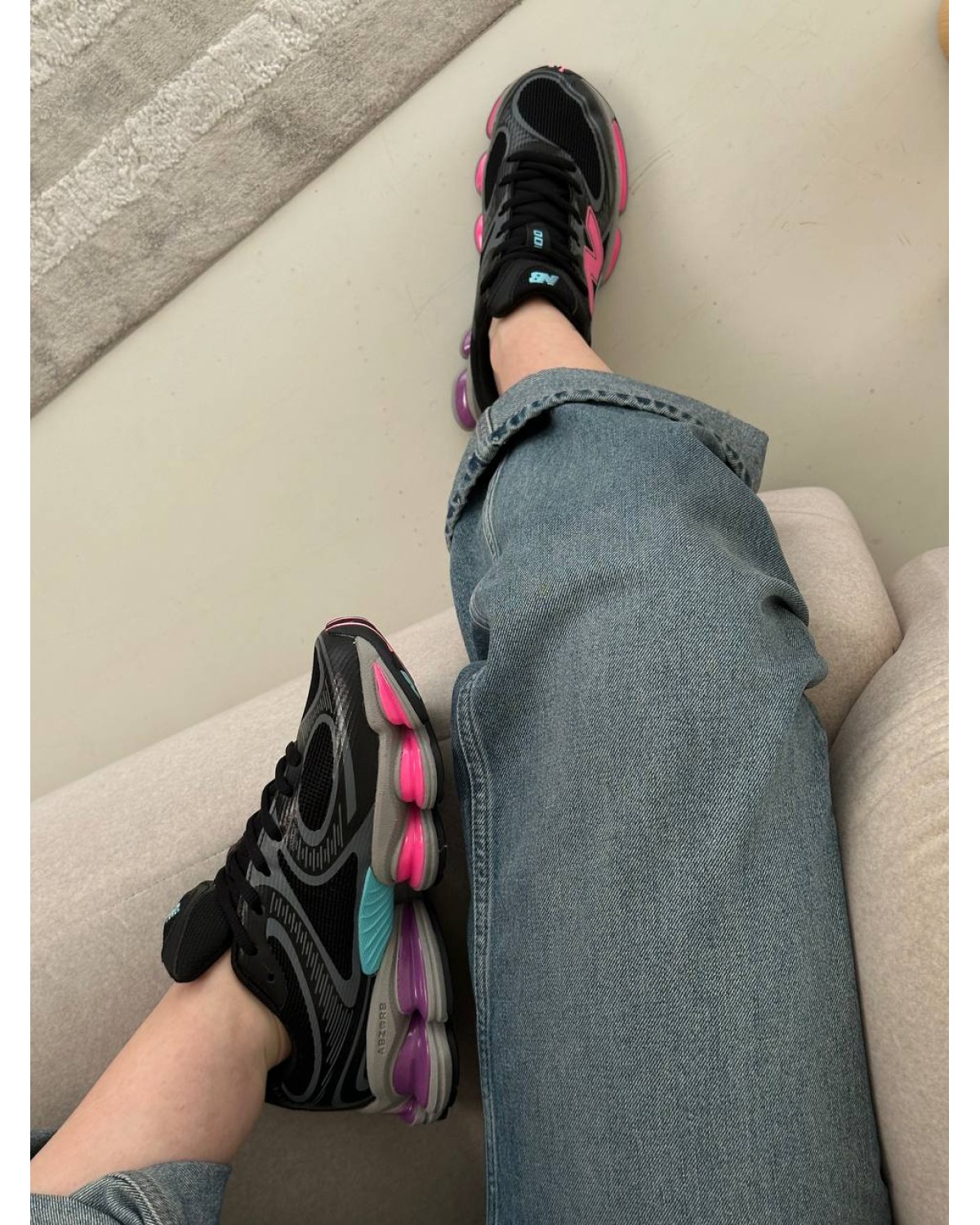 New Balance 2000 Black Grey Pink New Balance 2000 Black Grey Pink