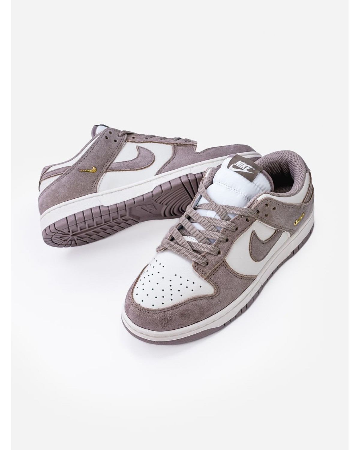 Nike Dunk Low "Malt Mini Swoosh" Nike Dunk Low "Malt Mini Swoosh"