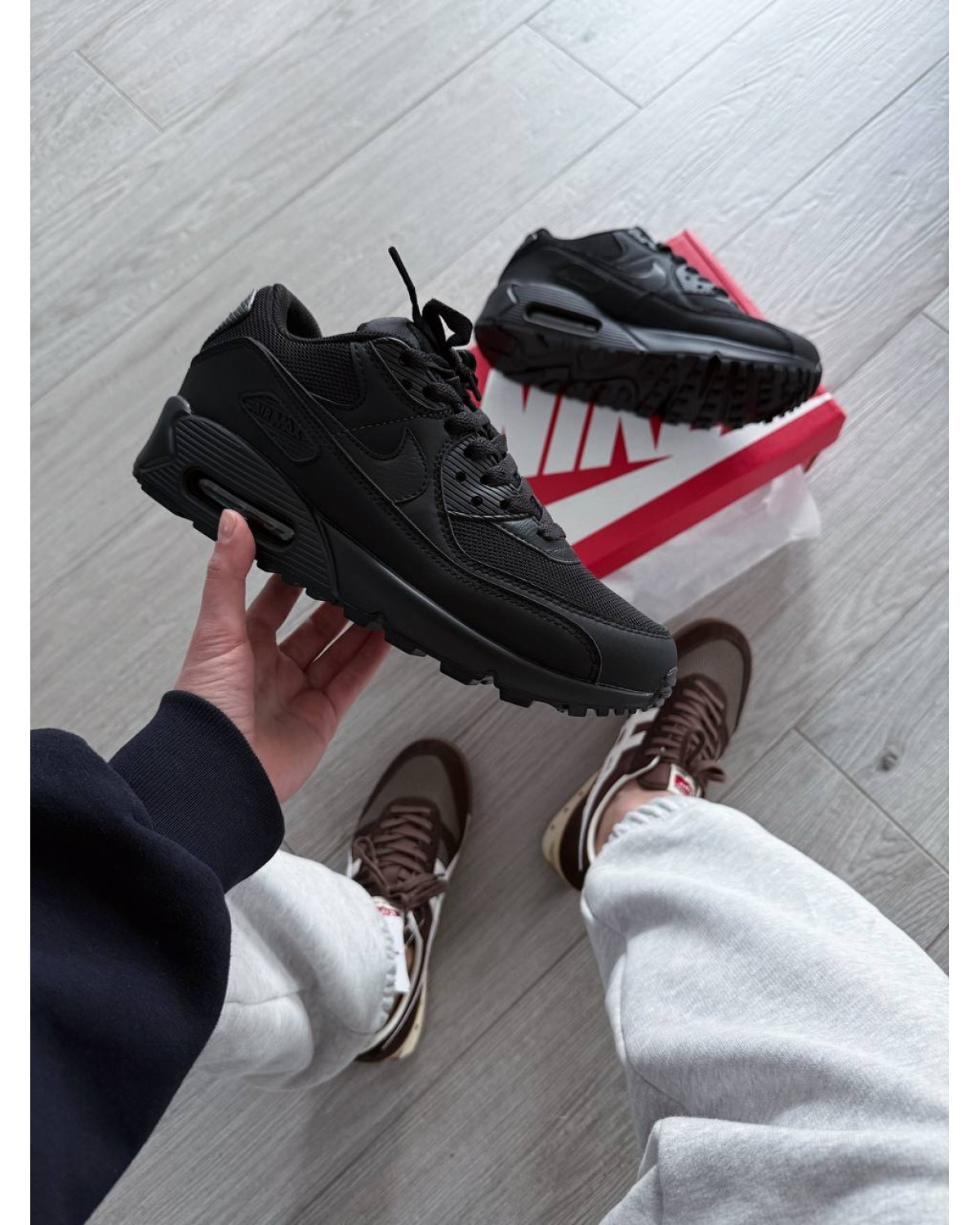 Nike Air Max 90 Trainers Black