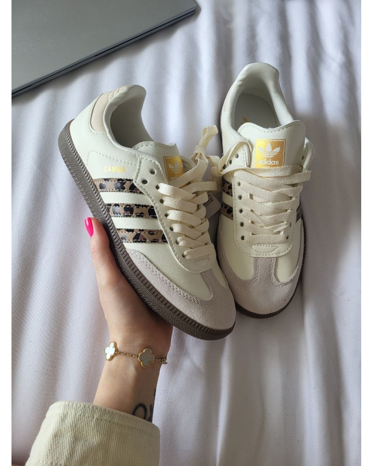 Adidas Samba Leo