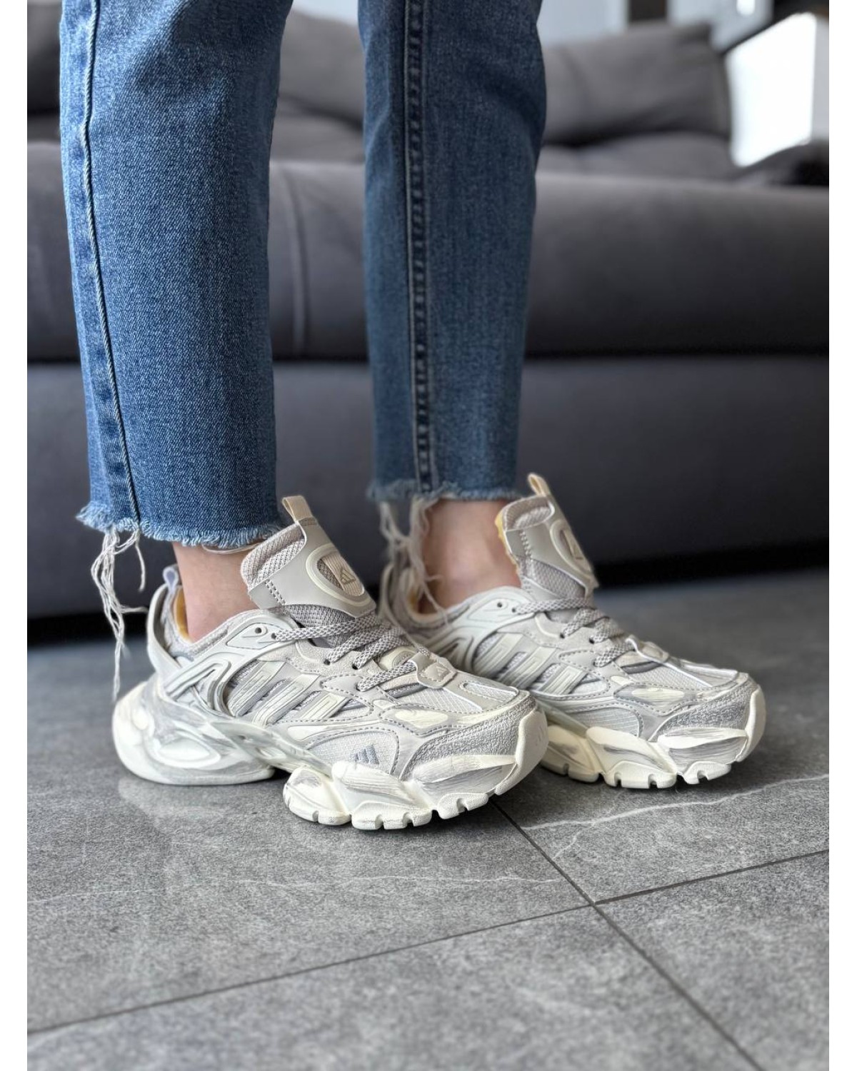 Adidas Vento XLG Deluxe Beige Grey