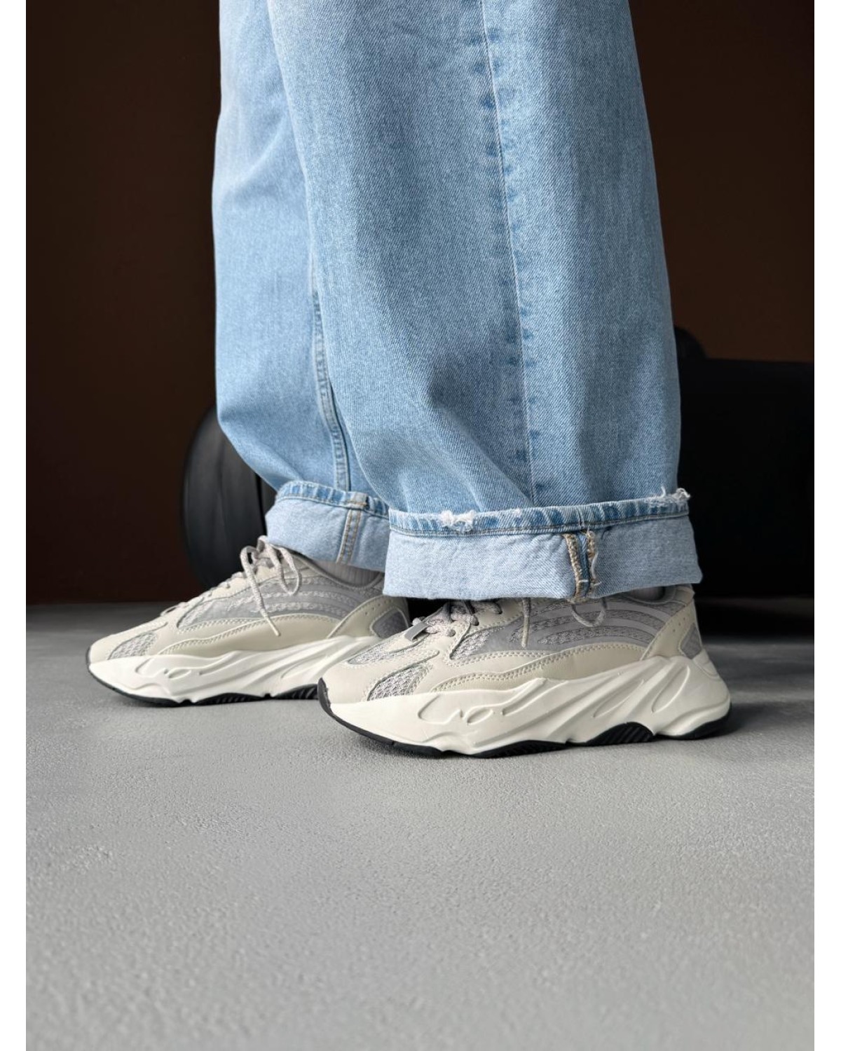 Adidas Yeezy Boost 700 V2 Static