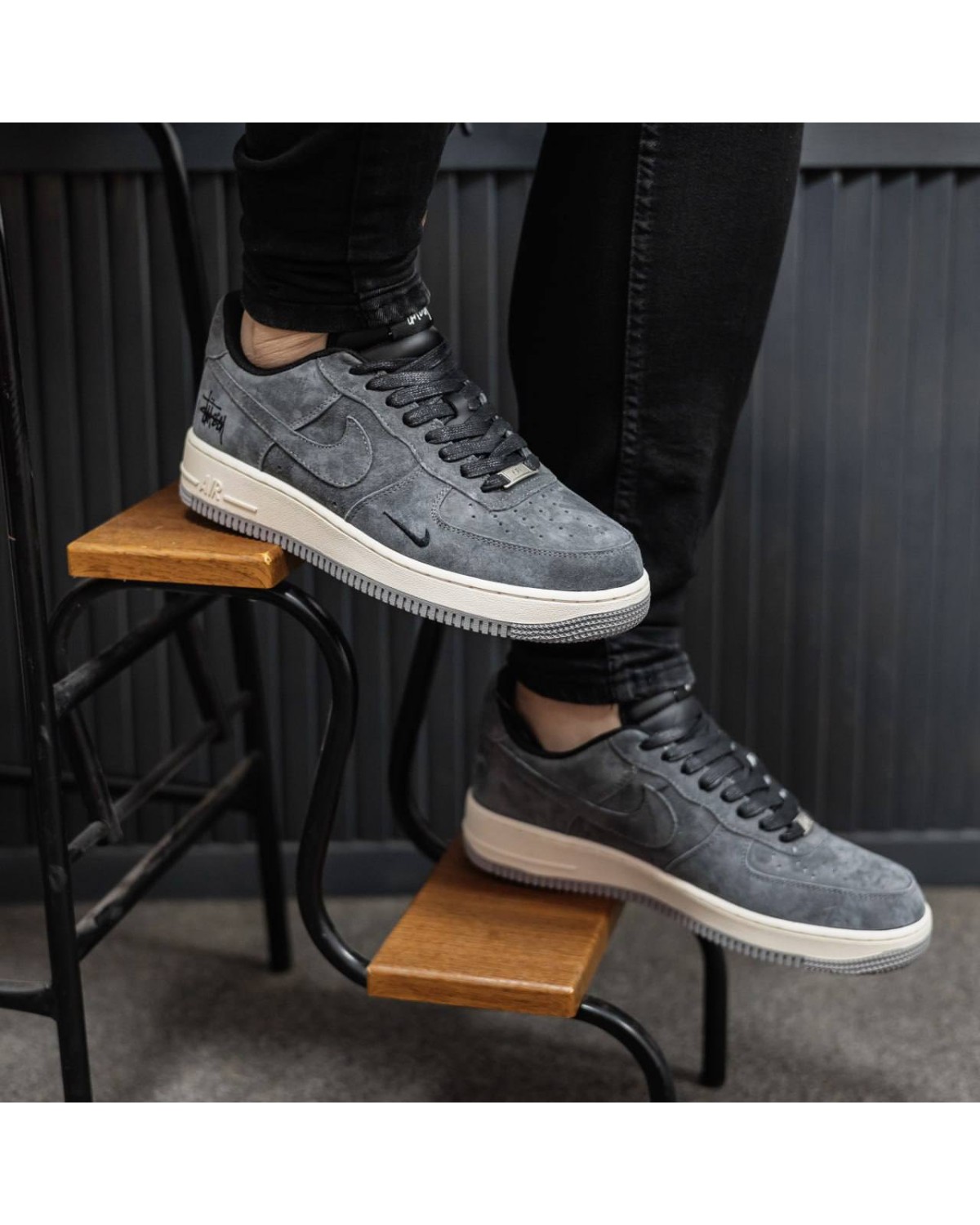 Nike Air Force x Stussy Nike Air Force x Stussy