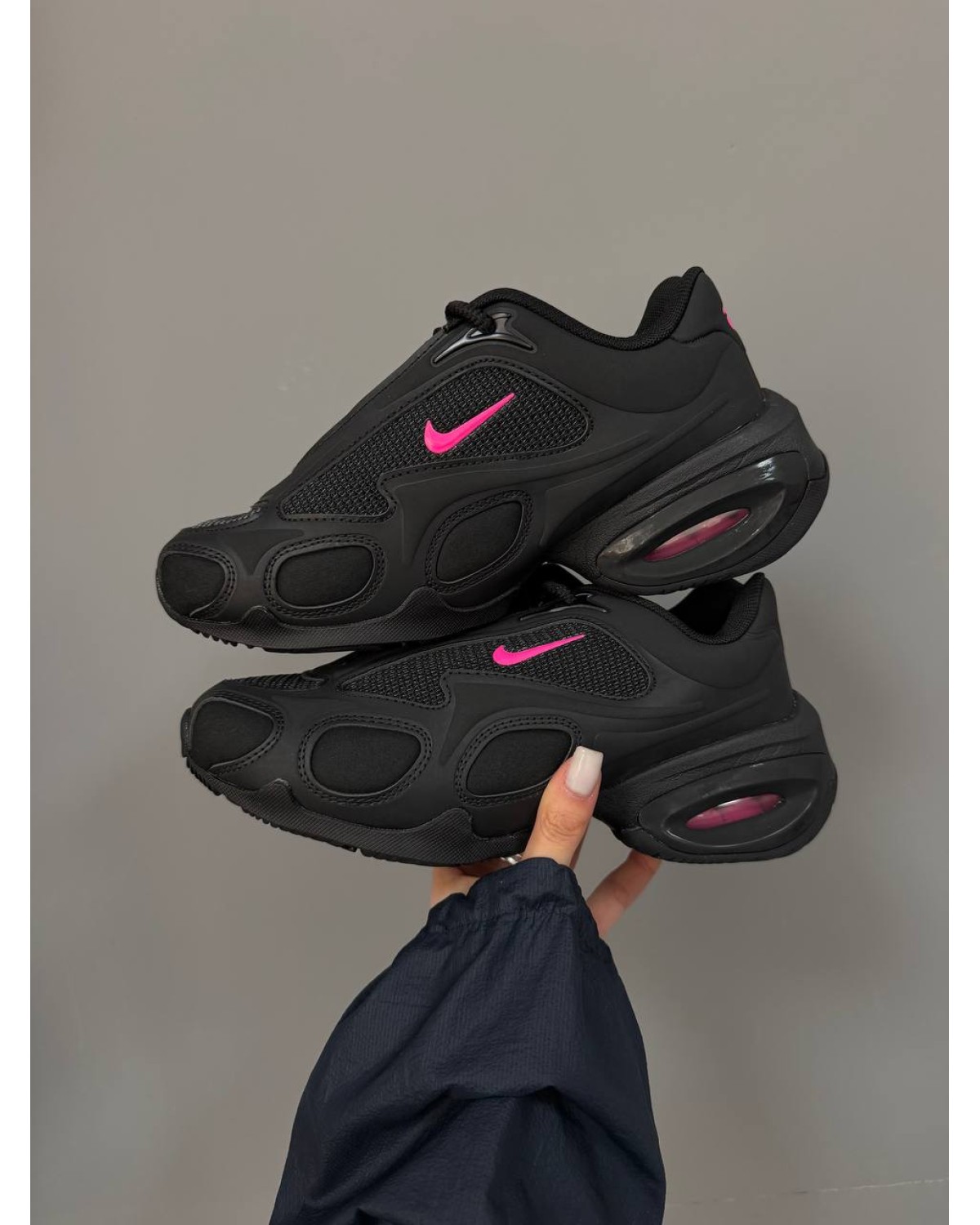 Nike Air Max Muse Black / Pink Nike Air Max Muse Black / Pink