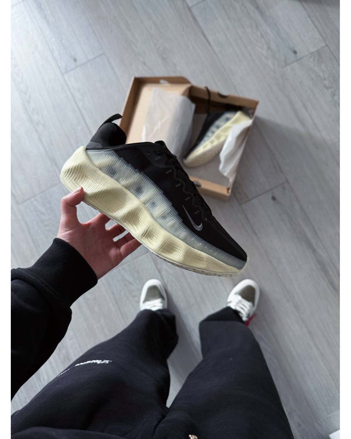 Nike Ava Rover Black Beige