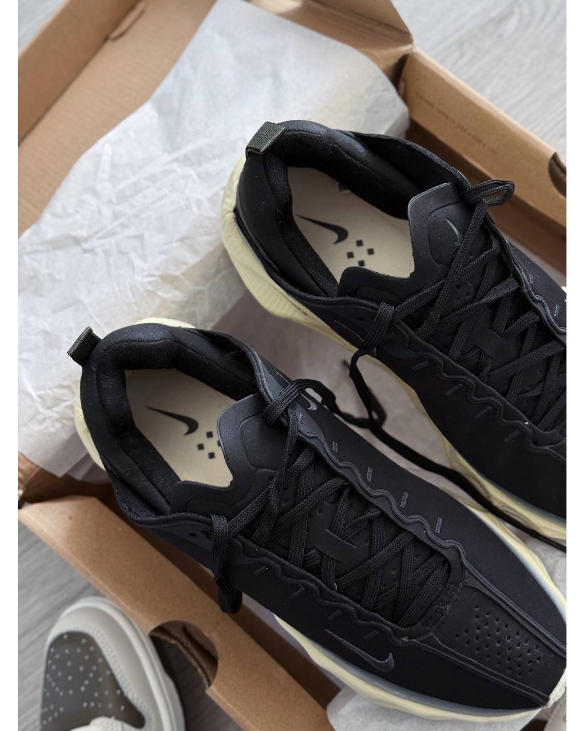 Nike Ava Rover Black Beige Nike Ava Rover Black Beige