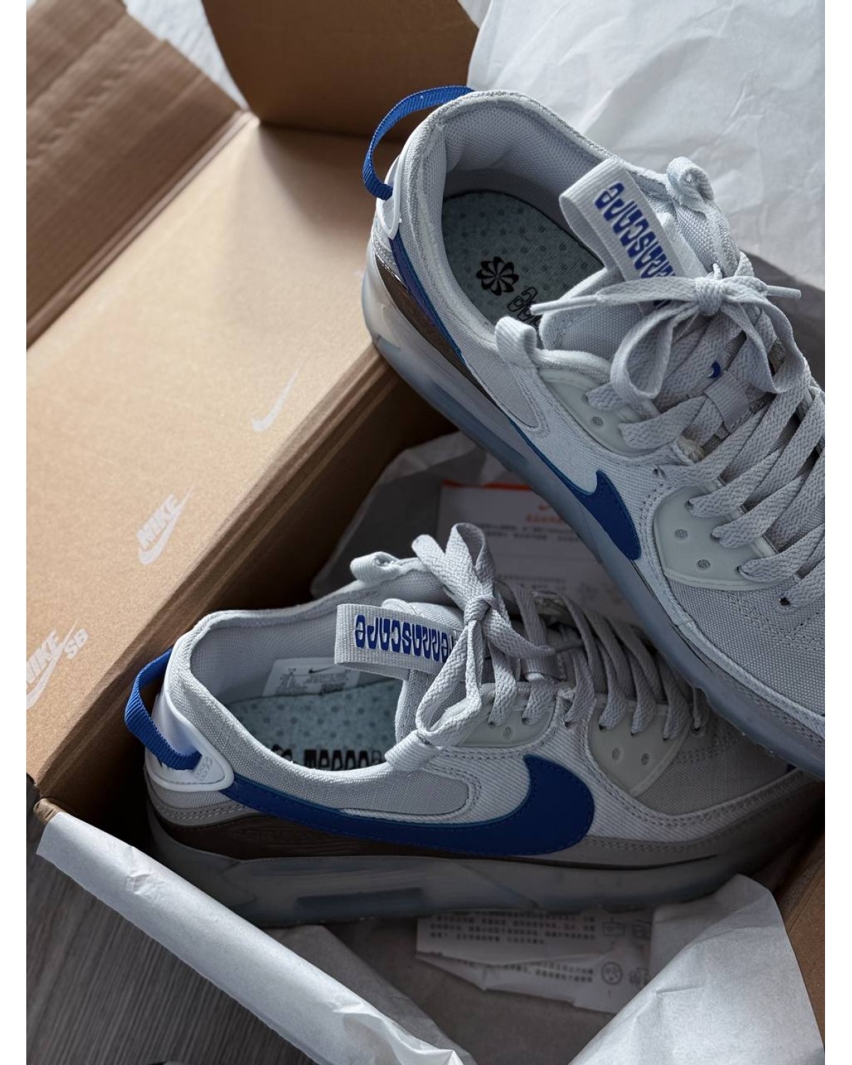 Nike Air Max Terrascape 90 'Pure Platinum Hyper Royal' Nike Air Max Terrascape 90 'Pure Platinum Hyper Royal'