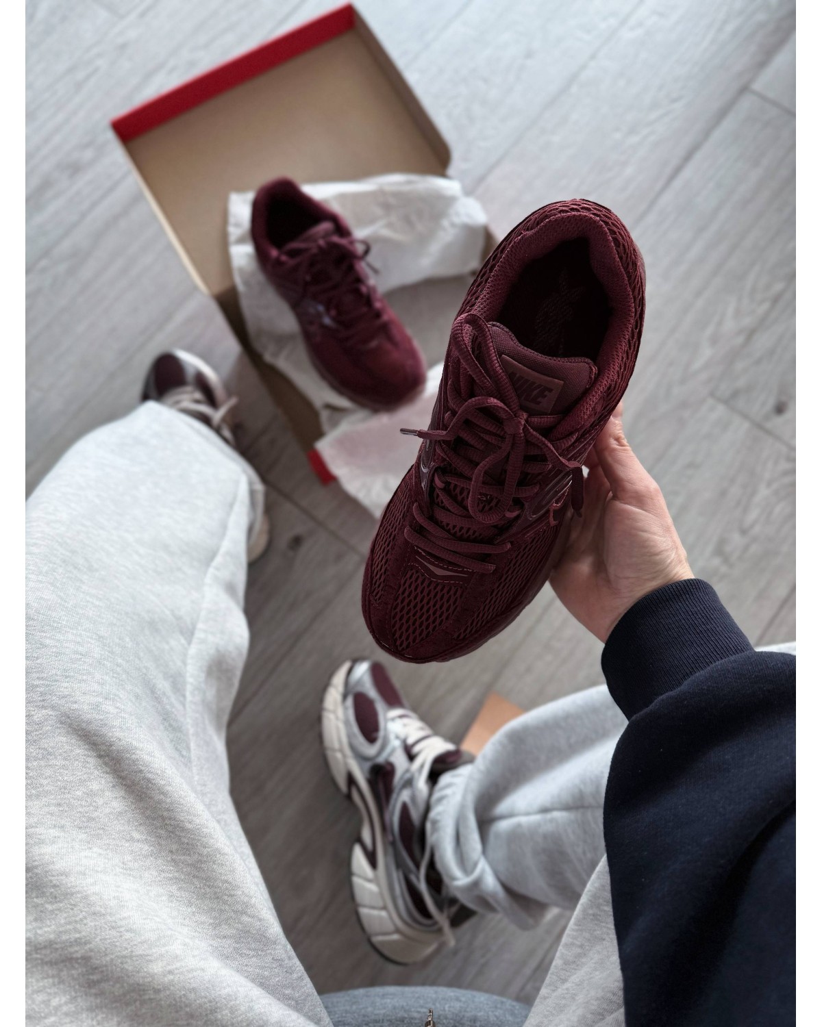 Nike Air Max Moto 2K Dark Team Red Nike Air Max Moto 2K Dark Team Red