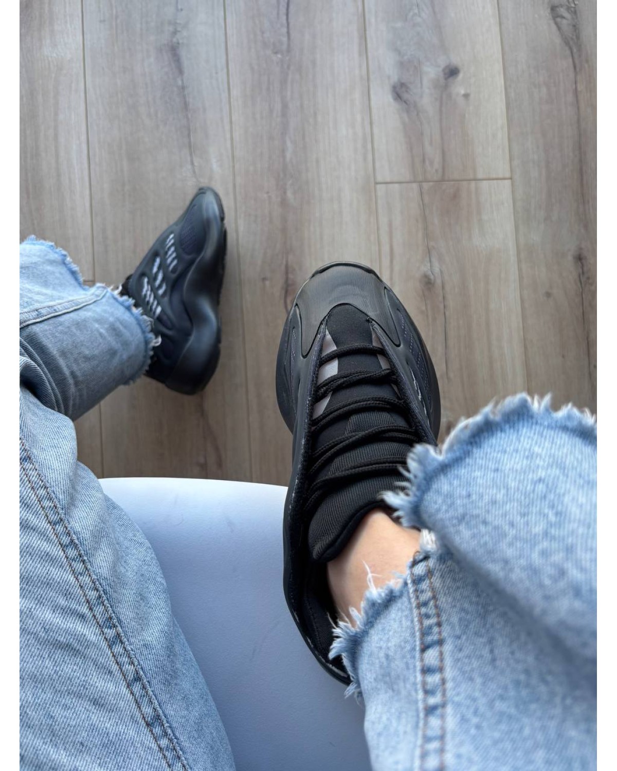 Adidas Yeezy Boost 700 V3 Black Alvah Adidas Yeezy Boost 700 V3 Black Alvah