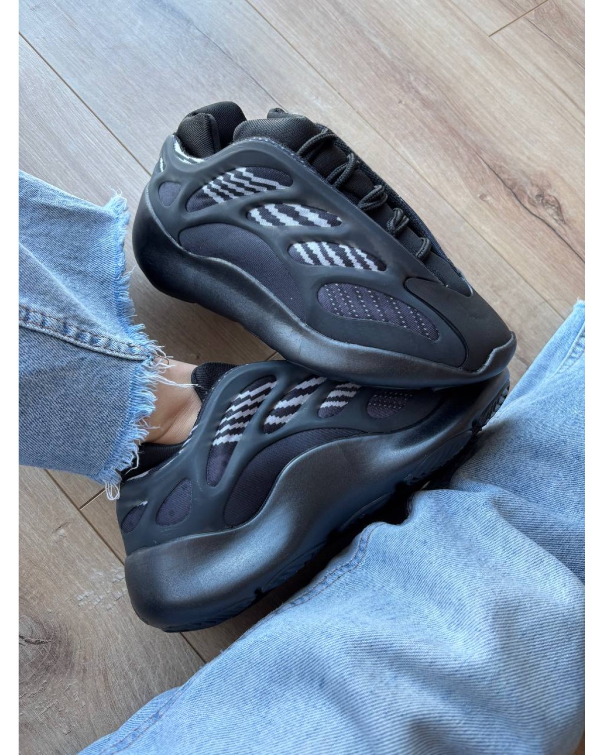 Adidas Yeezy Boost 700 V3 Black Alvah Adidas Yeezy Boost 700 V3 Black Alvah