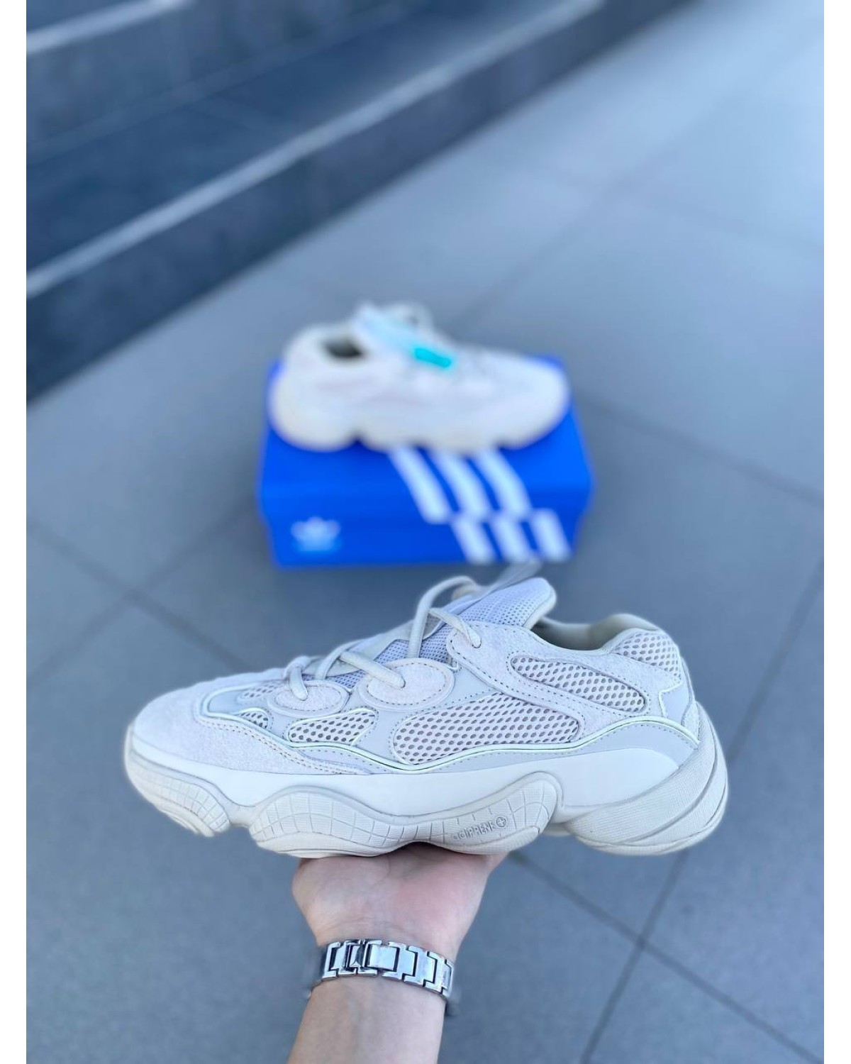 Adidas Yeezy 500 Blush Adidas Yeezy 500 Blush