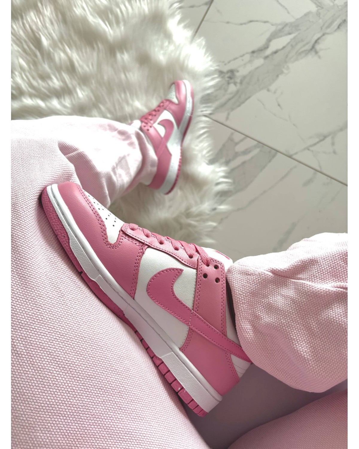 Nike SB Dunk Low Pink White Nike SB Dunk Low Pink White