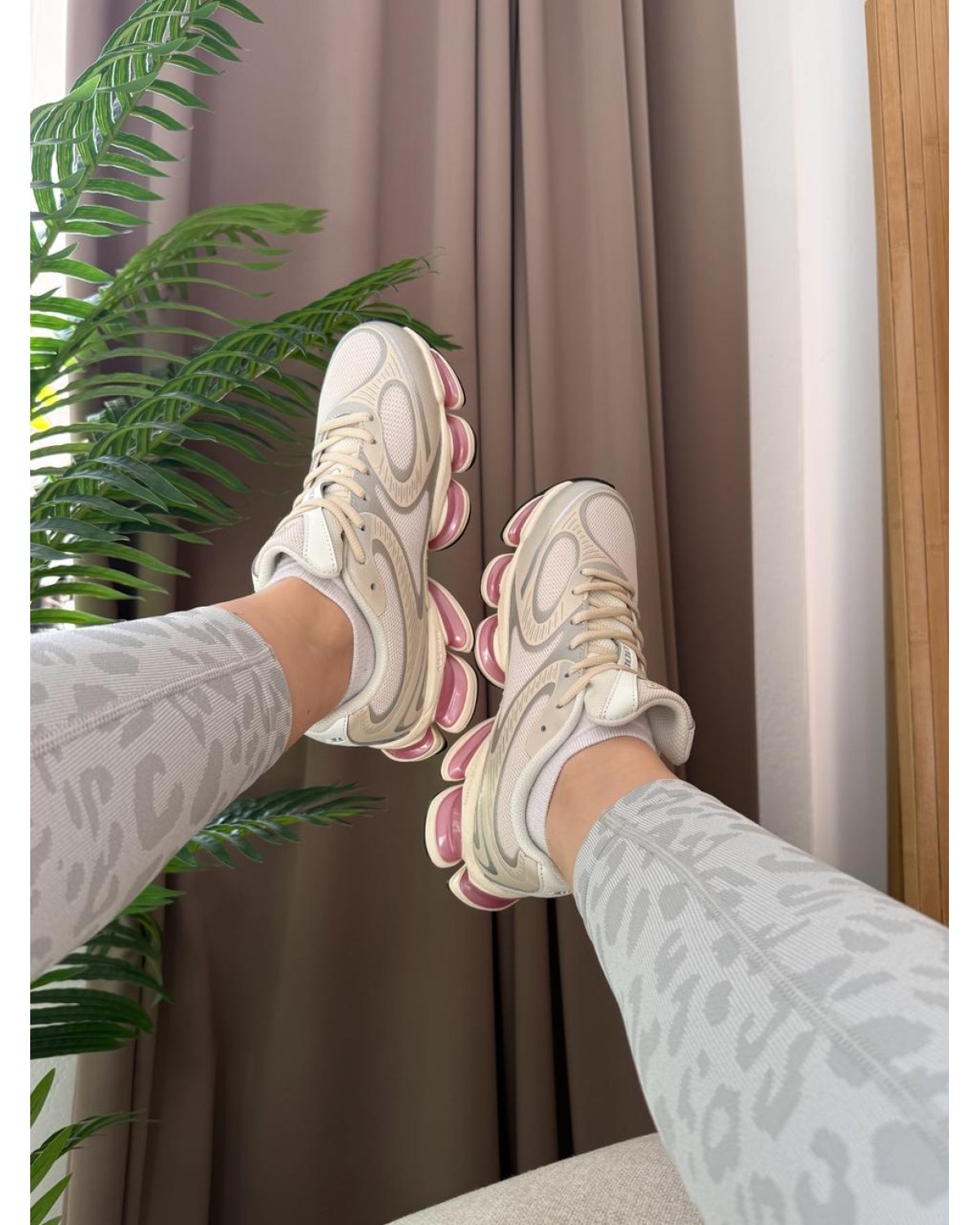 New Balance 2000 Timberwolf Double Bubble New Balance 2000 Timberwolf Double Bubble