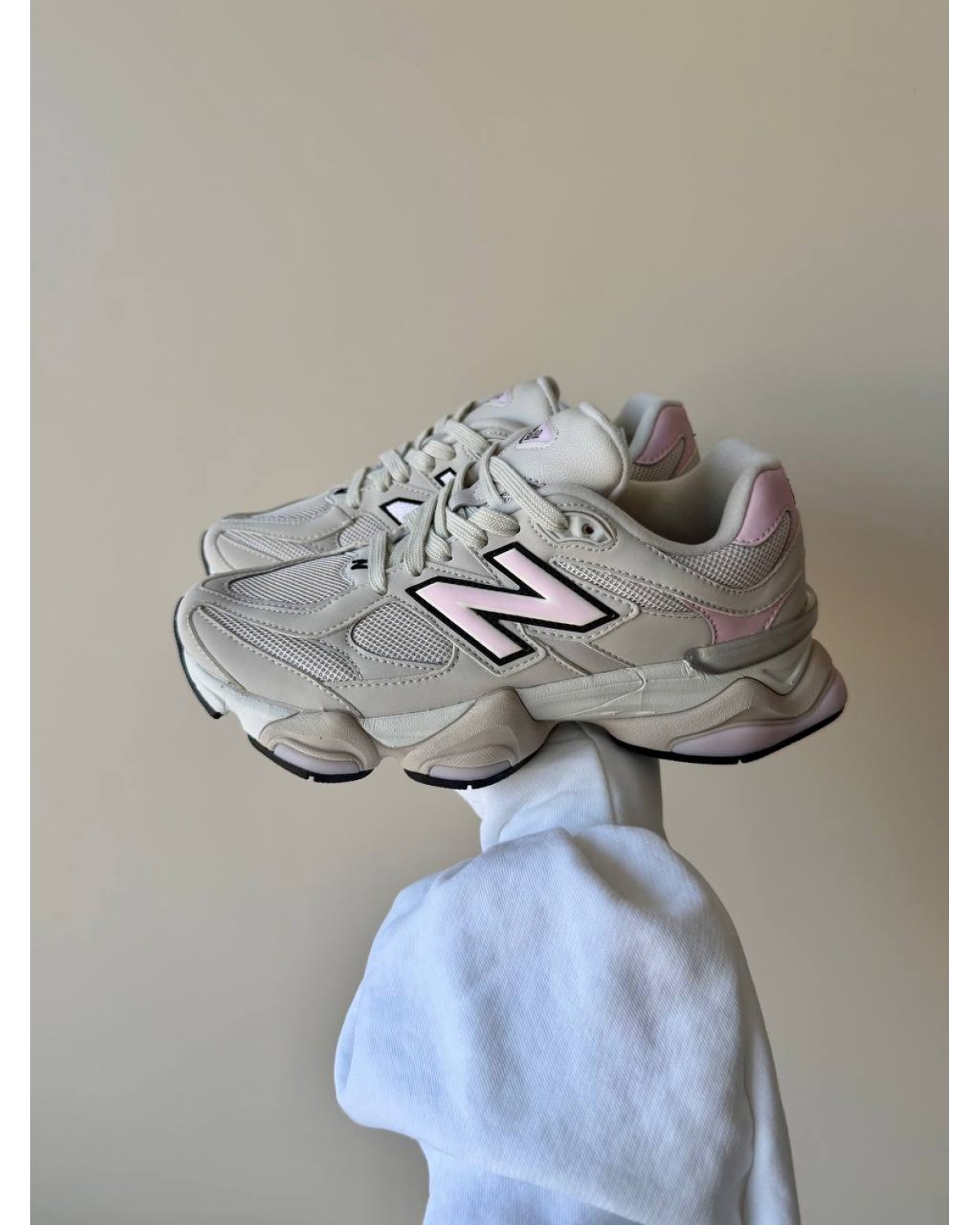 New Balance 9060 “Pink Haze”