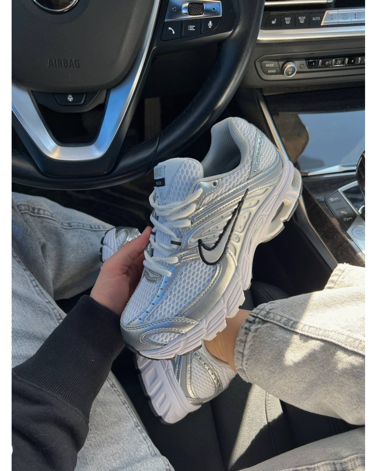 Nike Air Max Moto 2K