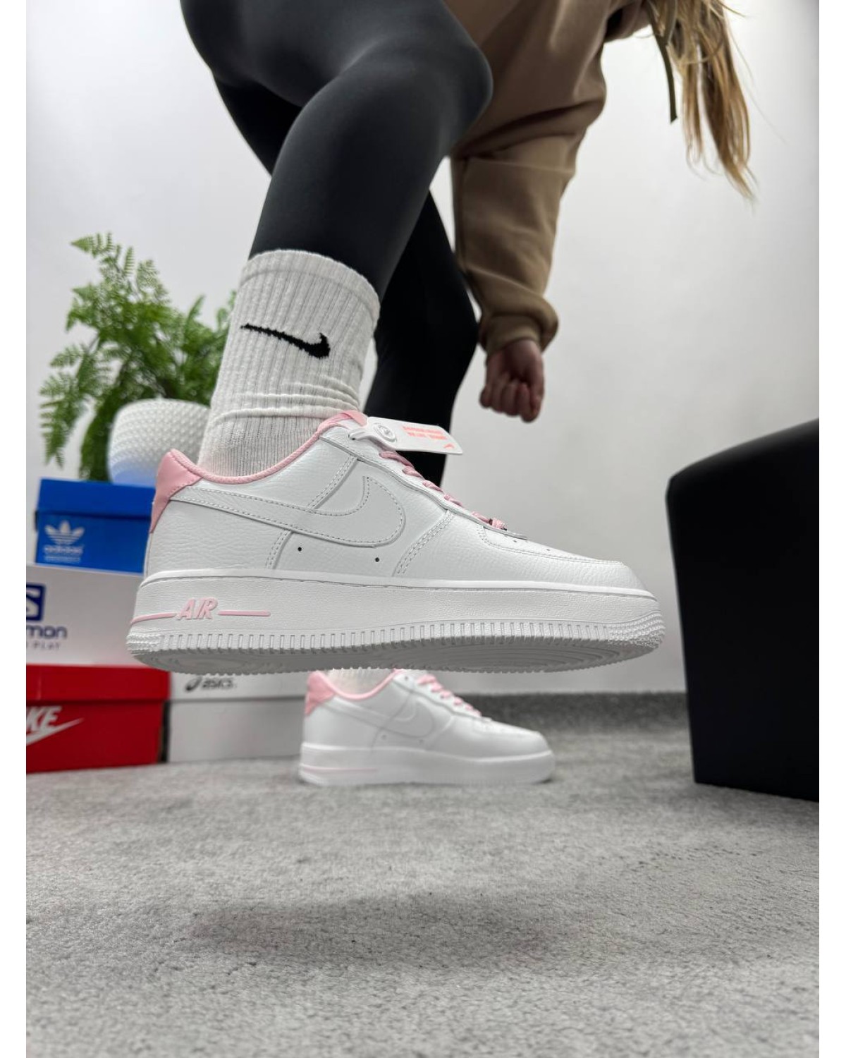 Nike Air Force White Pink