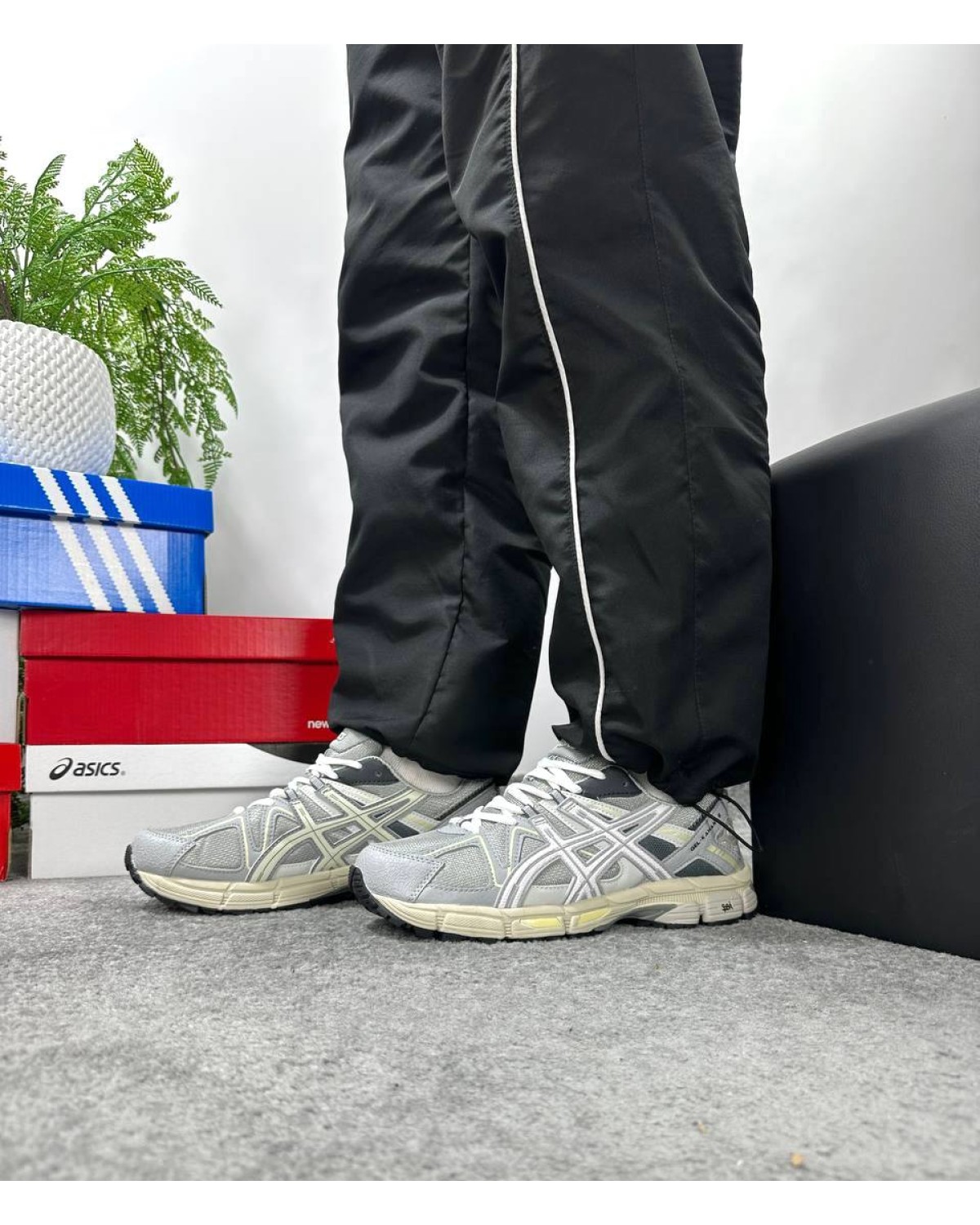 Asics Gel Kahana 8 Light Grey