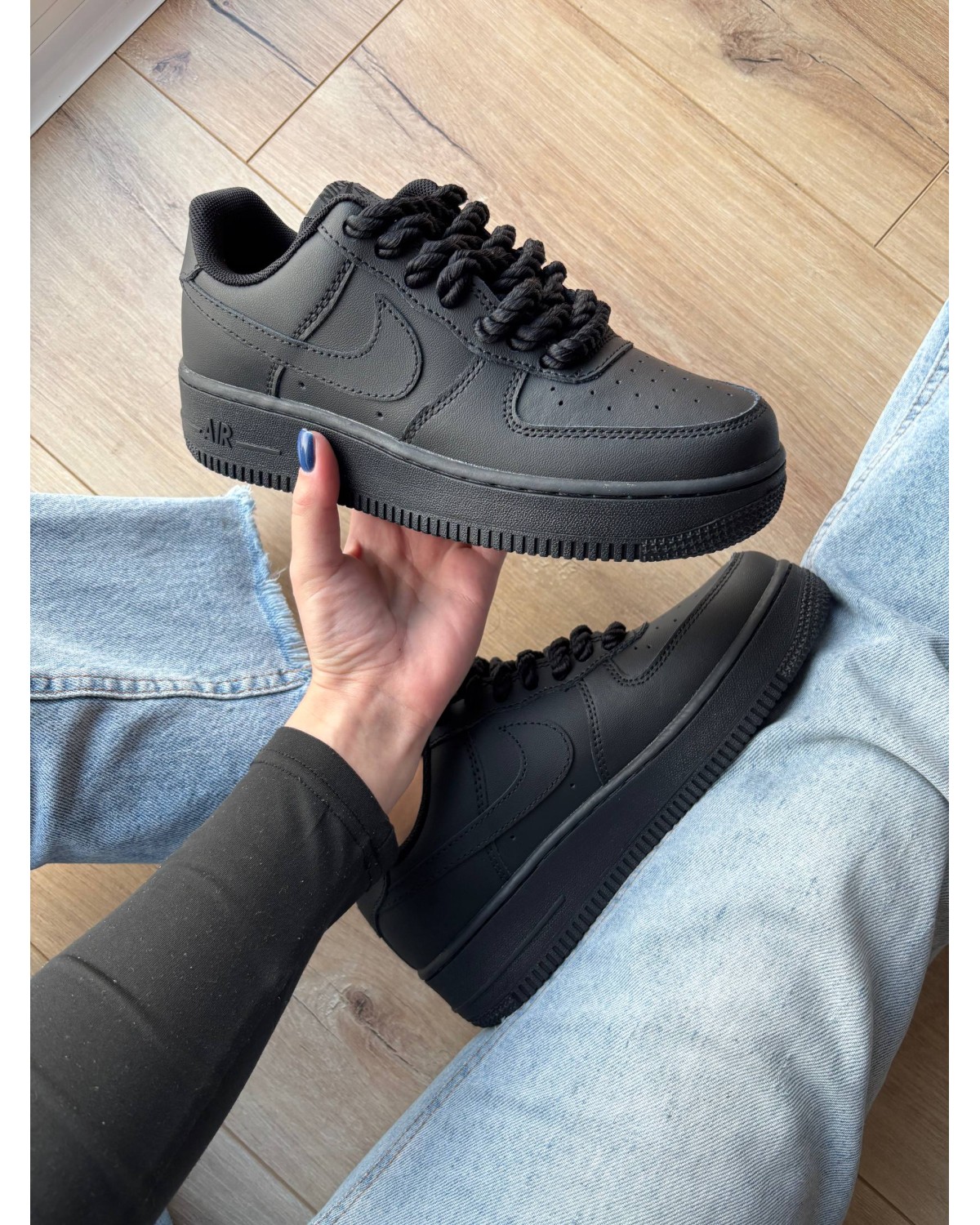 Nike Air Force 1 Low Black Rope Laces