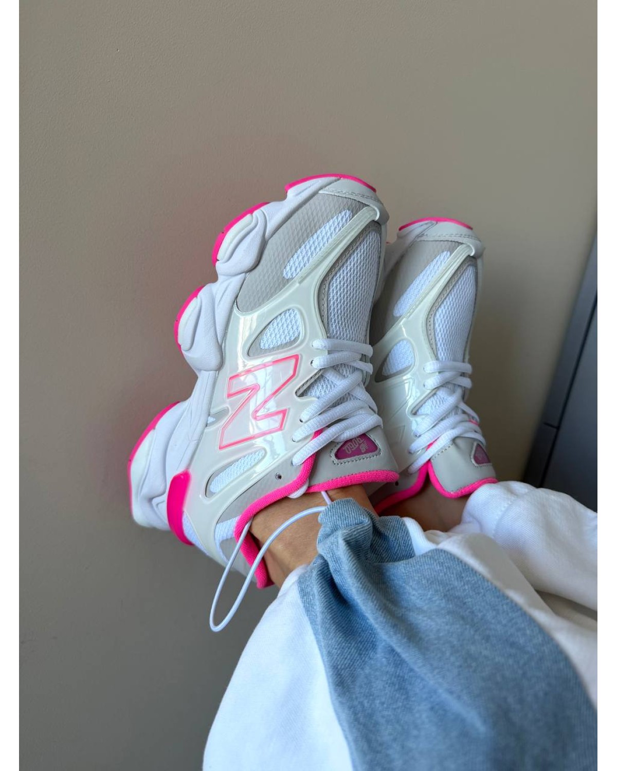 New Balance 9060 "Caged Pink"