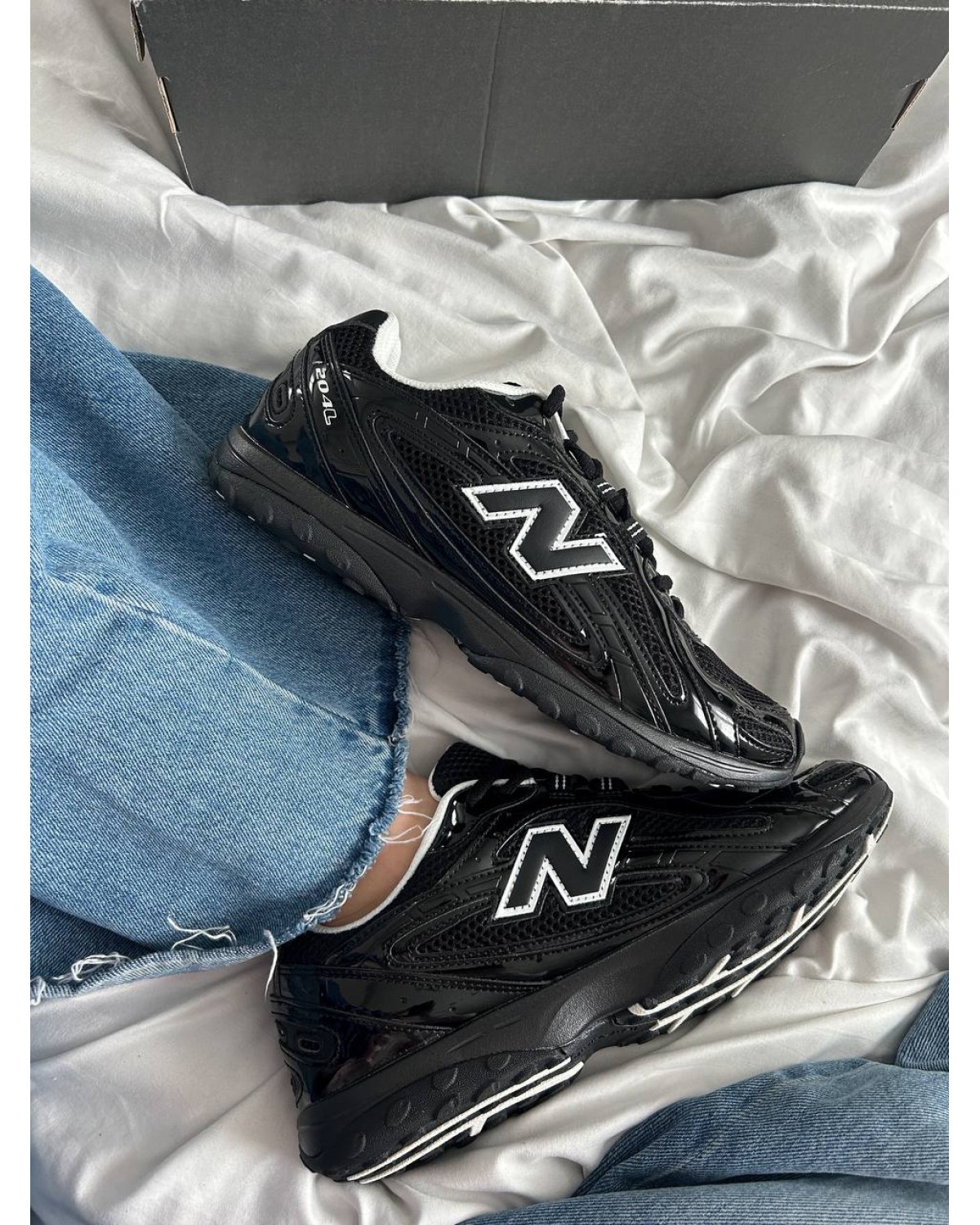 New Balance 204L 'Black Timberwolf'